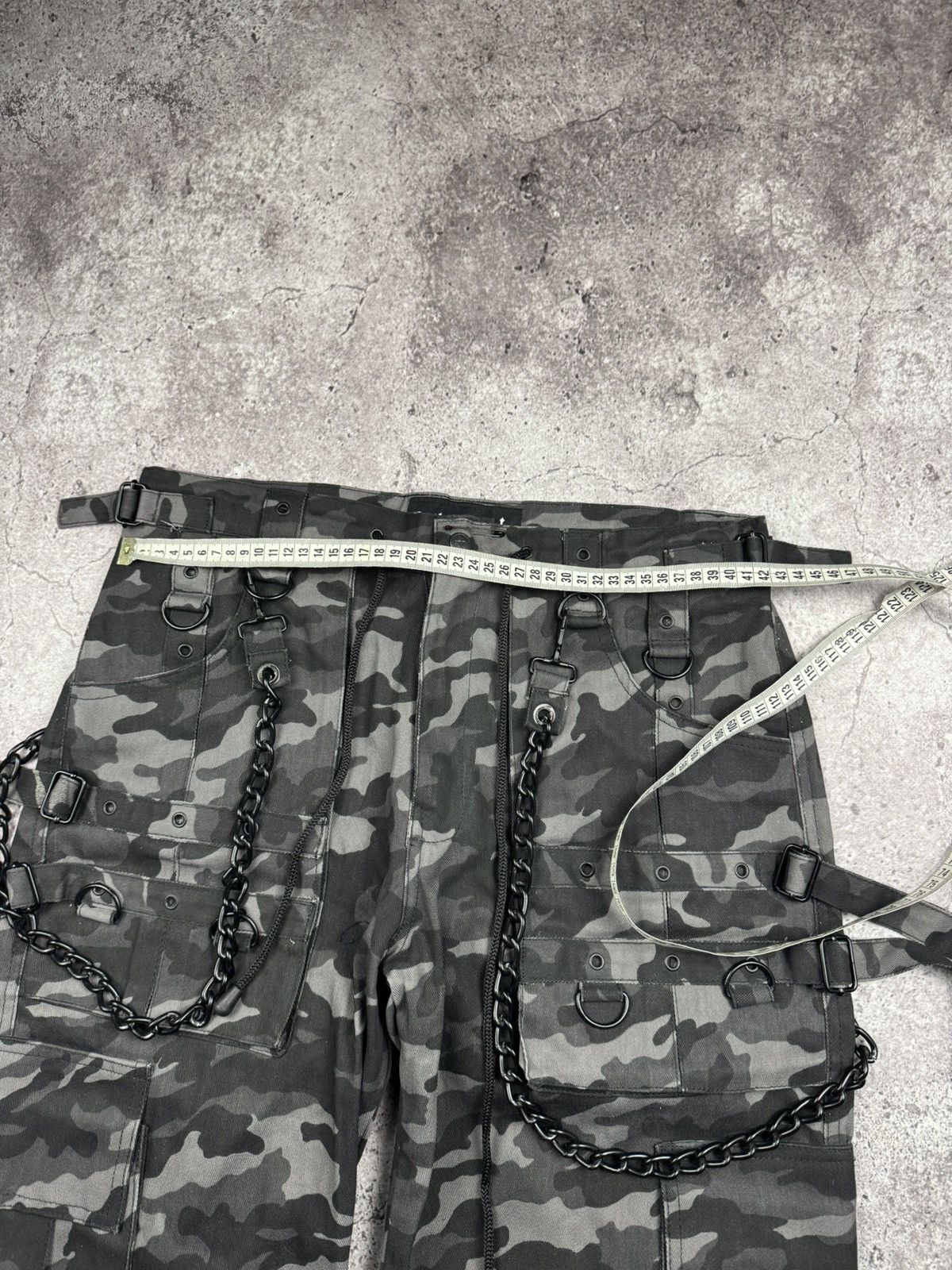 Japanese Brand 🔥VERY RARE GOTHICANA BY EMP AVANT GARDE BONDAGE CARGO PANTS🔥 Size US 34 / EU 50 - 13 Thumbnail