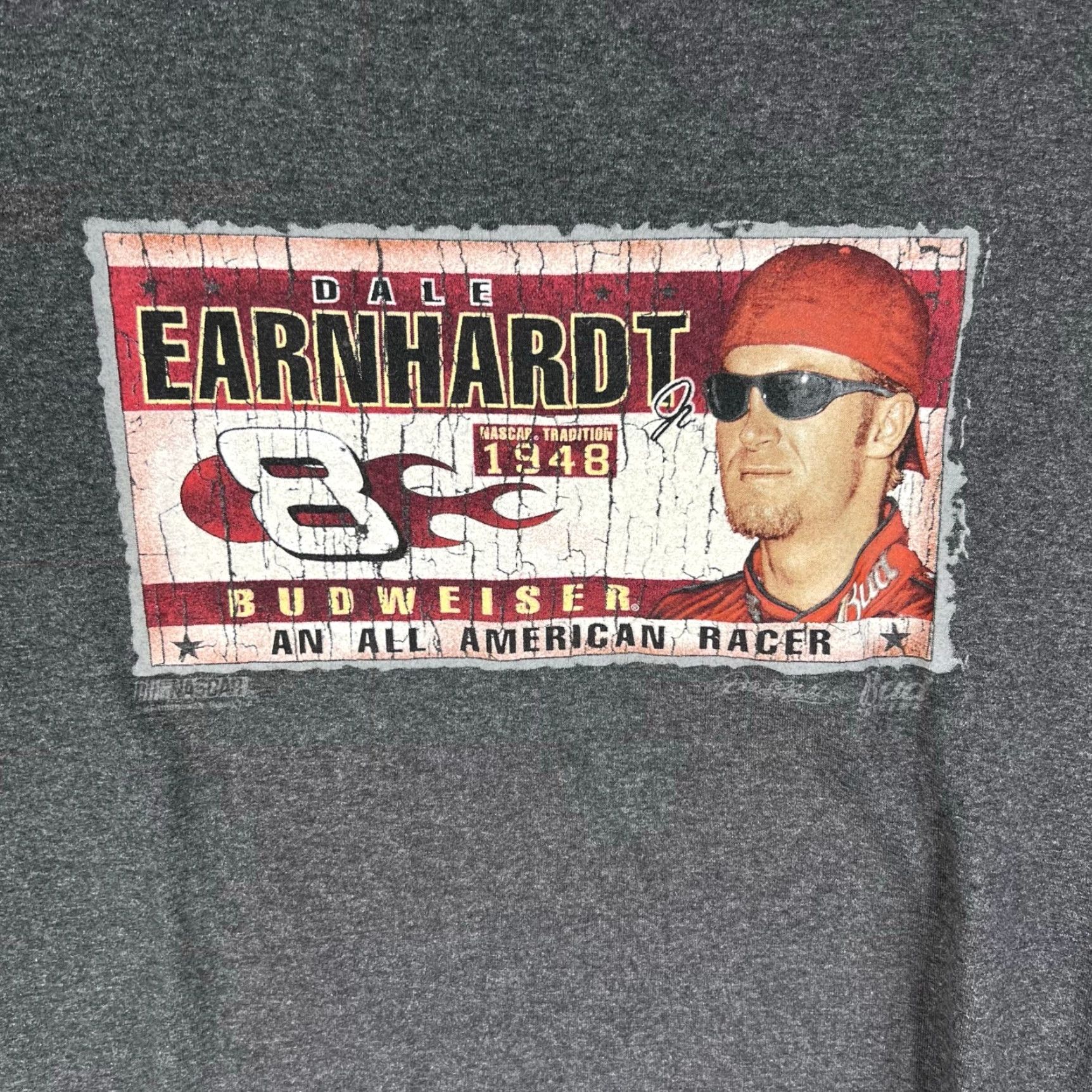 Chase Authentics VINTAGE Dale Earnhardt Jr #8 T-Shirt Adult XL Gray Budweiser Chase Authentics Men’s 90s Racing Graphic Tee Size US XL / EU 56 / 4 - 2 Thumbnail