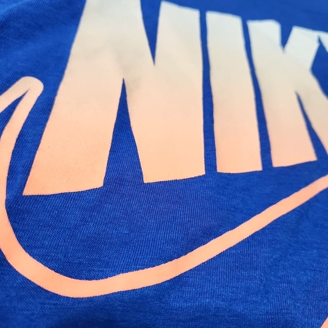Nike Nike Shirt Women XL Blue w/ Pink Ombre Fade Logo Loose Fit Round Neck Regular Short Sleeve T-Shirt Nike Brand Size XL / US 12-14 / IT 48-50 - 3 Thumbnail