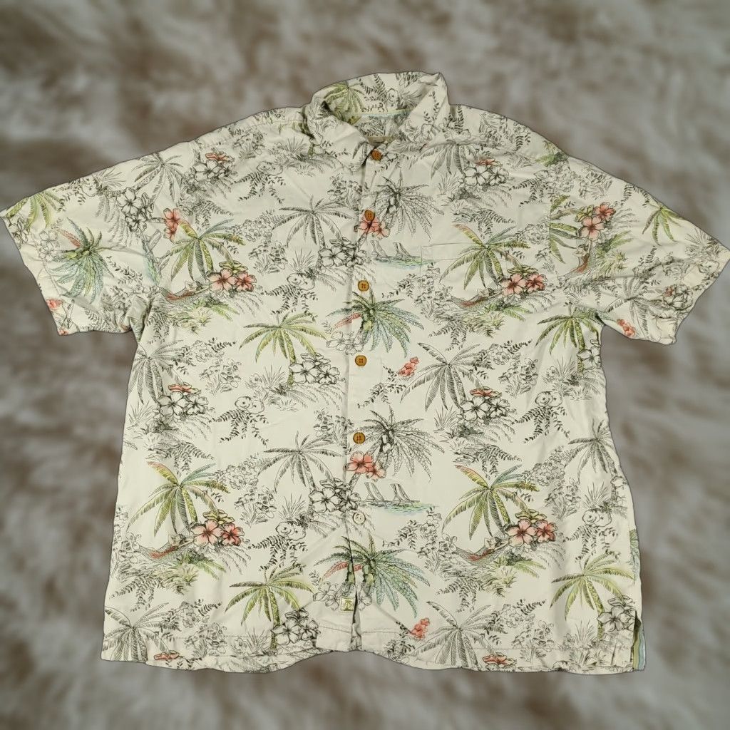 Tommy Bahama Tommy Bahama Shirt Mens 2XL Beige Pineapple Hawaiian Button Up Short Sleeve Shirt Button-Up Casual Mens N/A? Size US XXL / EU 58 / 5 - 1 Thumbnail
