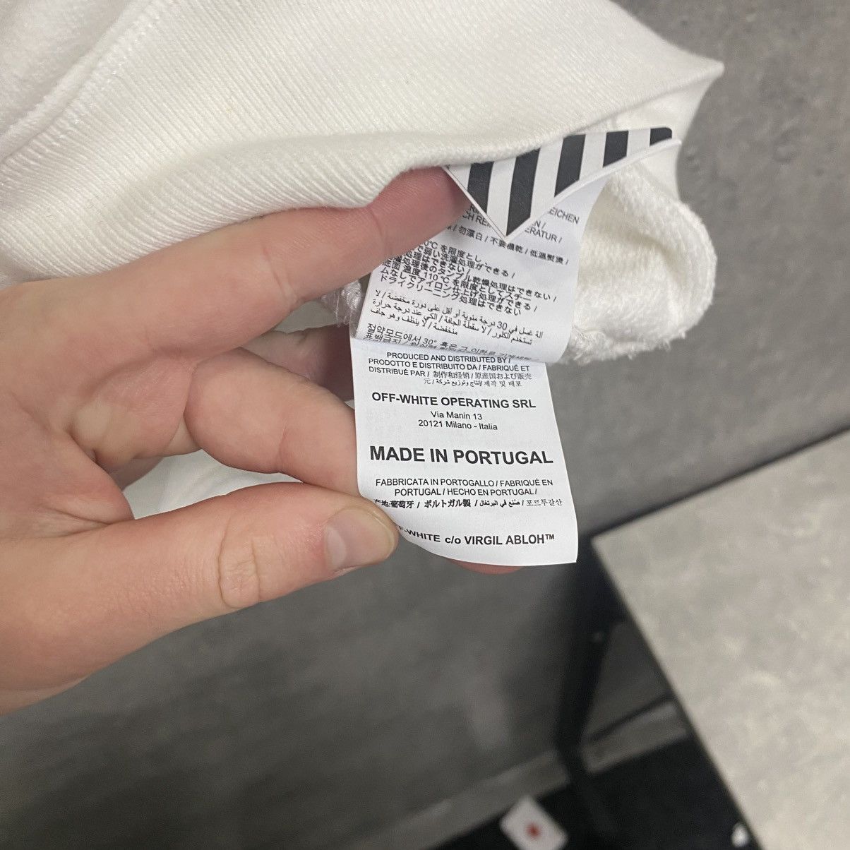 Off-White Off White Unfinished Arrows Hoodie Big Logo Size L Size US L / EU 52-54 / 3 - 22 Thumbnail