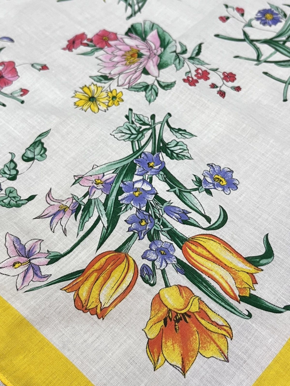 Gucci Vintage Gucci Floral Handkerchief NOS Made in Italy Size ONE SIZE - 4 Thumbnail
