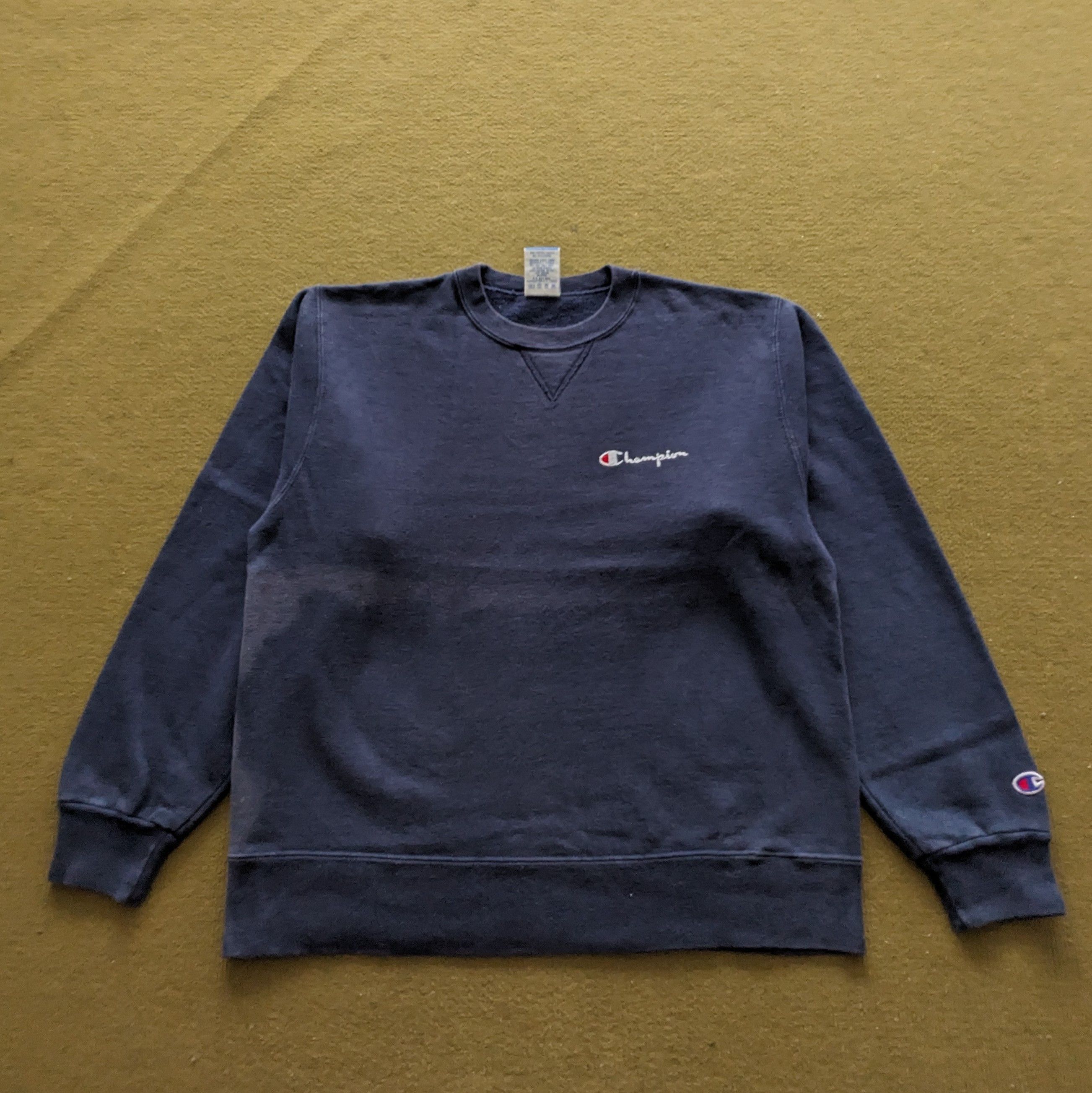 Champion Vintage CHAMPION Sportswear Brand Sweatshirt Size US M / EU 48-50 / 2 - 1 Thumbnail