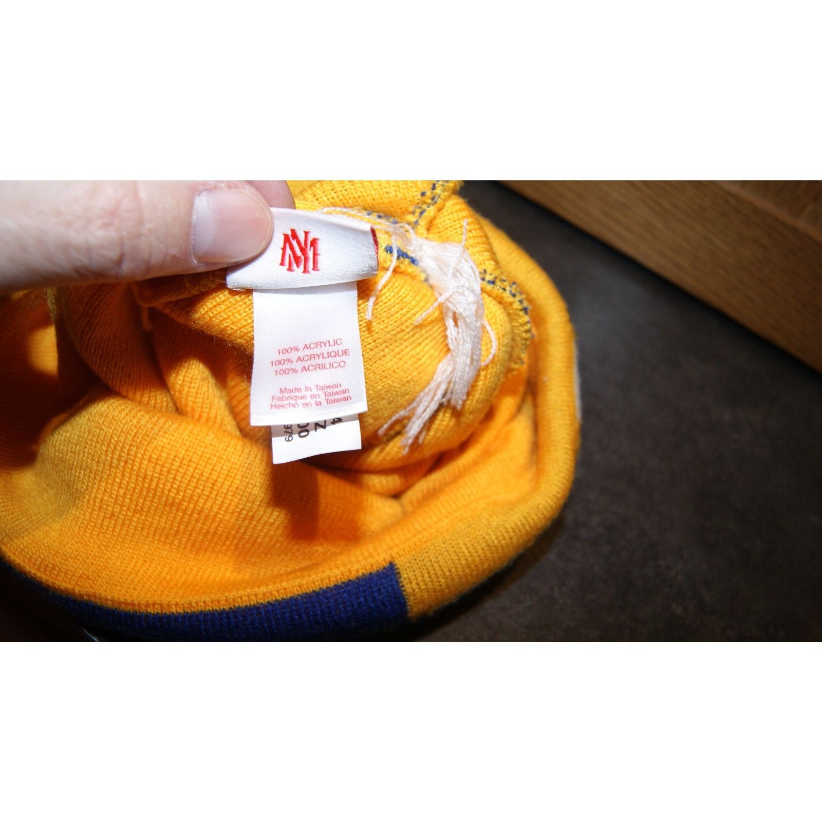 Mitchell & Ness Indiana Pacers Hat Beanie NBA Basketball Cuff Pom 2 Sided Size ONE SIZE - 8 Thumbnail