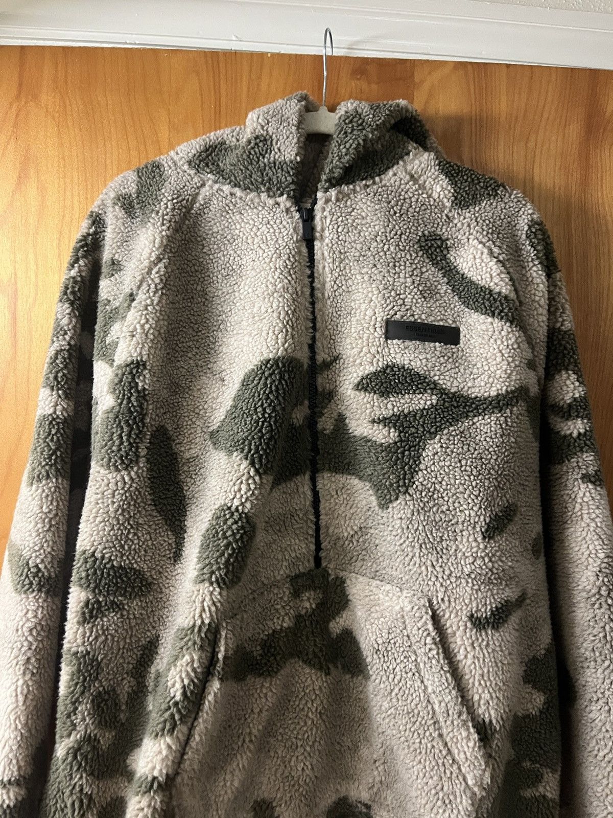 Fear of God Fear of God Essentials Camo Fleece Hoodie Size US M / EU 48-50 / 2 - 1 Thumbnail