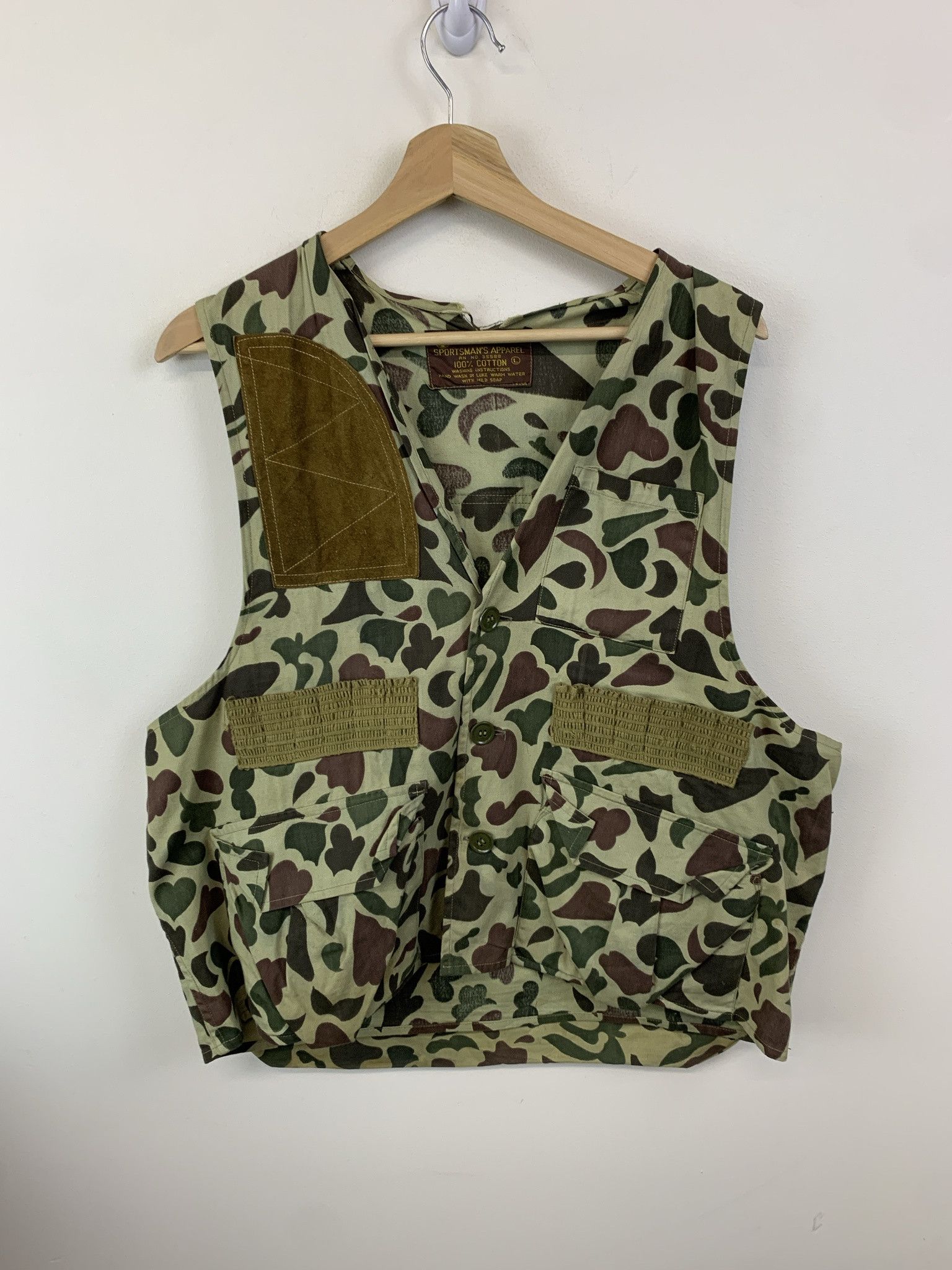 Vintage Vintage Duck Camo Distressed Vest Size L Size US L / EU 52-54 / 3 - 1 Thumbnail