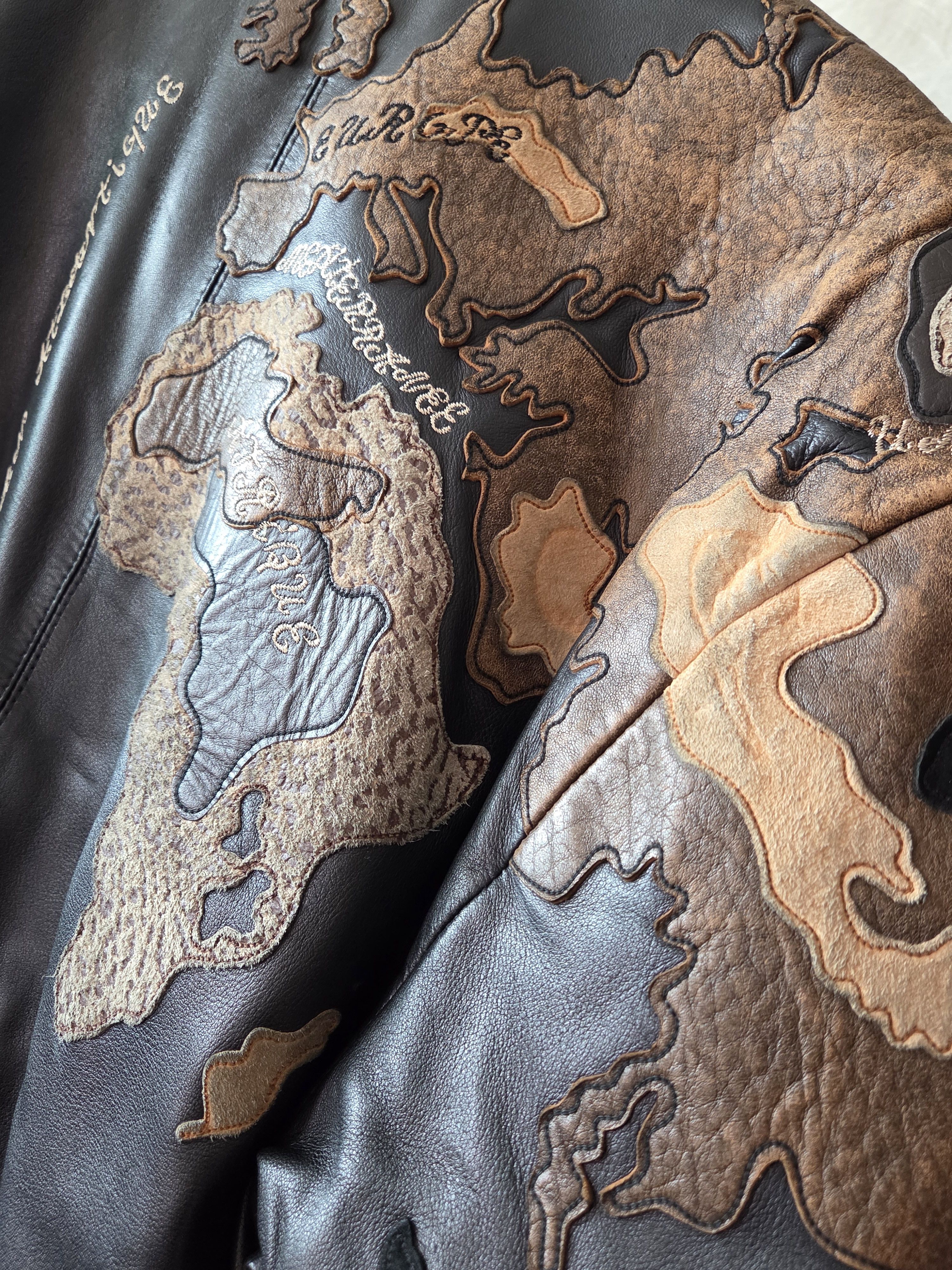 Other World Map Patch Lambskin Leather Jacket Size US L / EU 52-54 / 3 - 11 Thumbnail