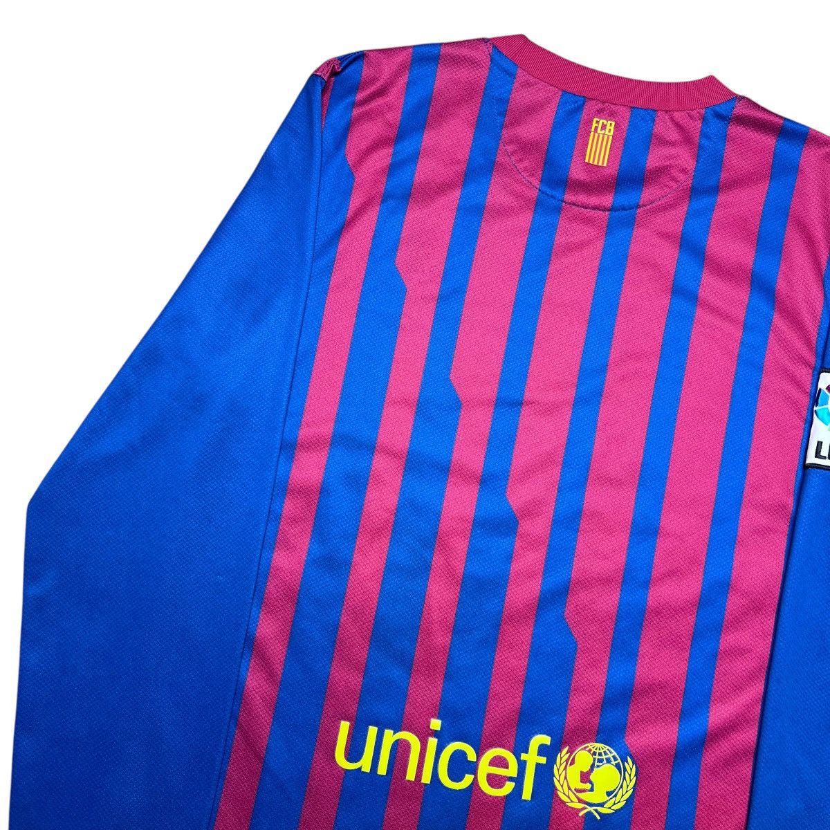 Nike 2011 Nike Barcelona Home Football Soccer Long Sleeve Jersey Size US S / EU 44-46 / 1 - 18 Thumbnail