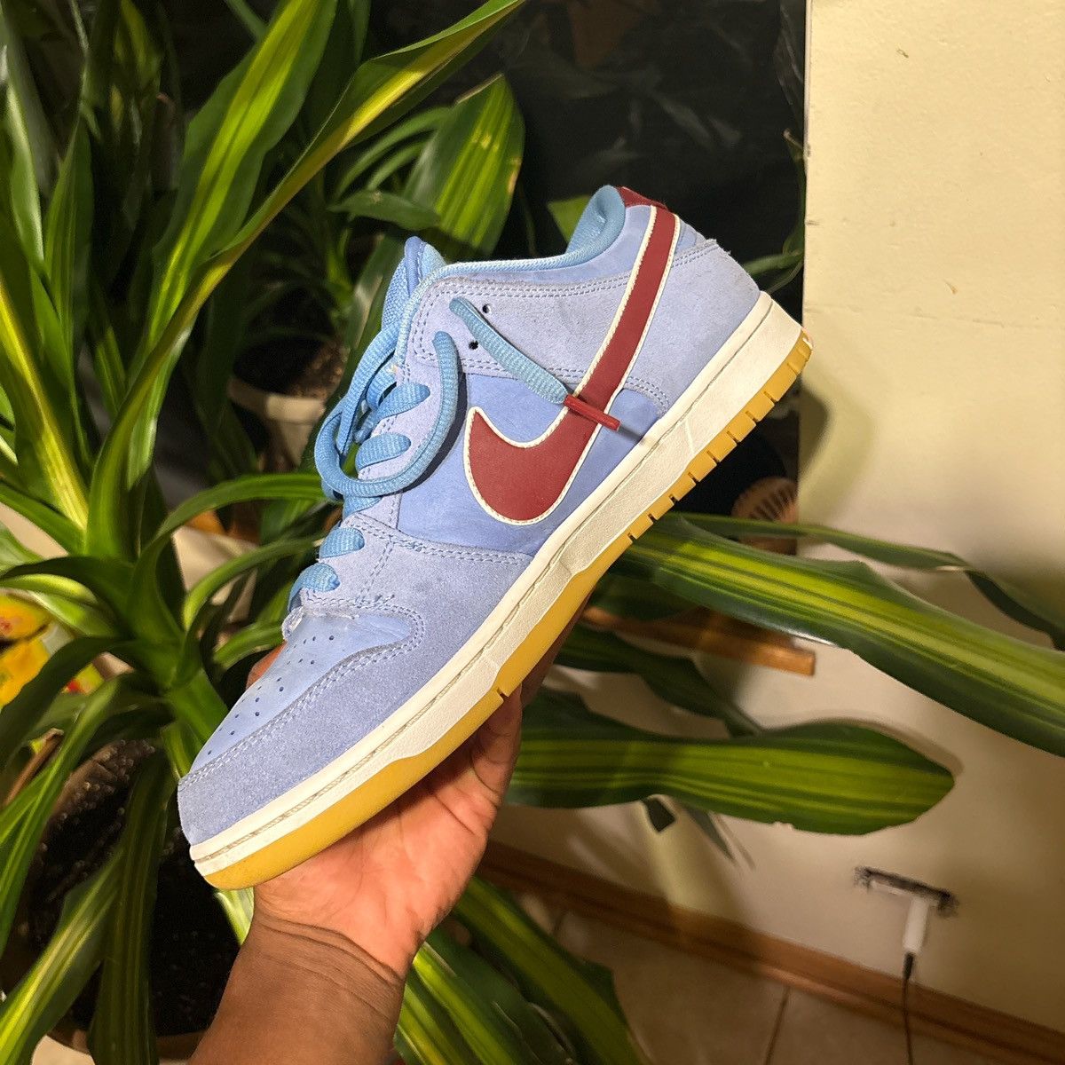 Nike SB Nike sb Philadelphia phillies Size US 11 / EU 44 - 9 Thumbnail