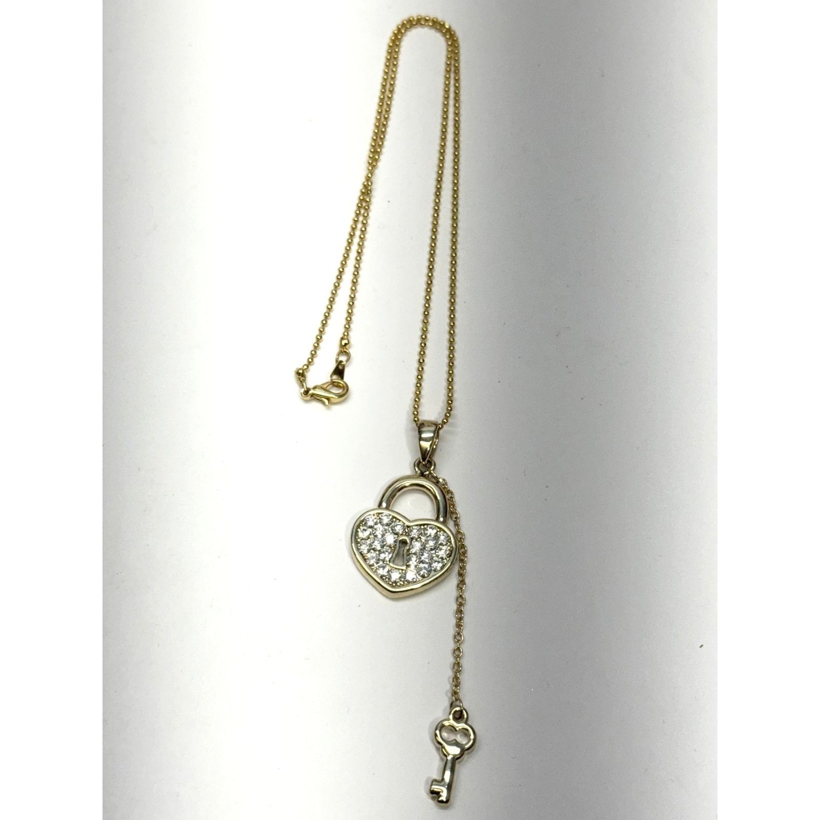 Other Gold rhinestone heart and key charm necklace Size ONE SIZE - 1 Thumbnail