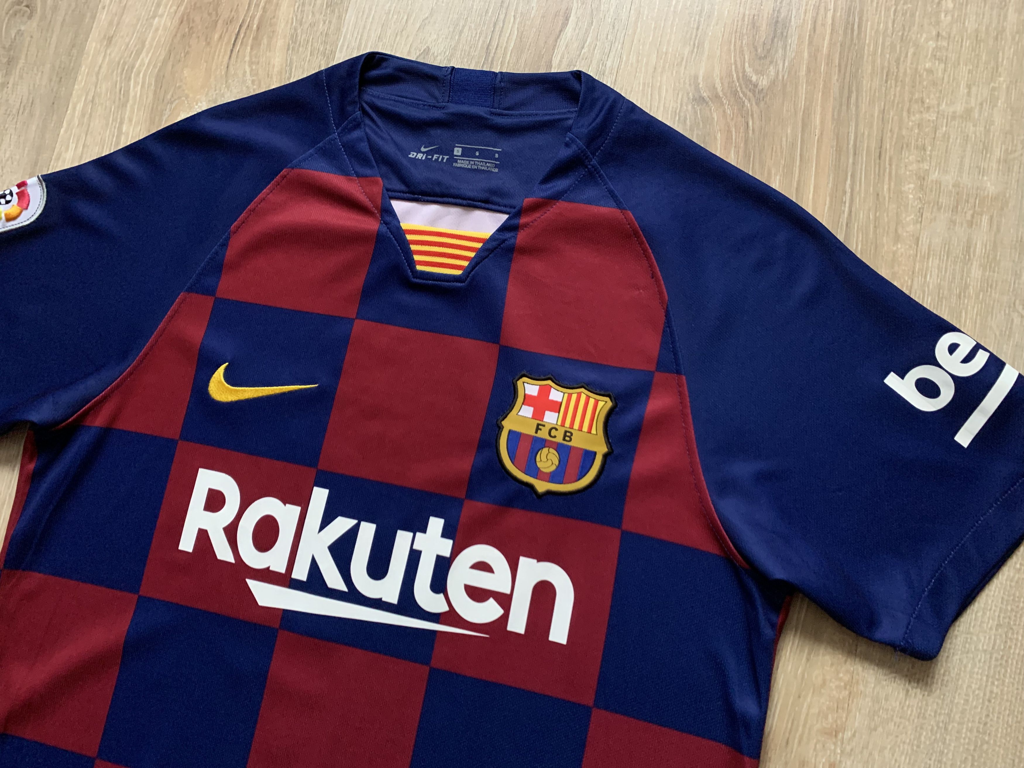 Nike Nike Barcelona Home Shirt Lionel Messi #10 2019-2020 Size US S / EU 44-46 / 1 - 3 Thumbnail