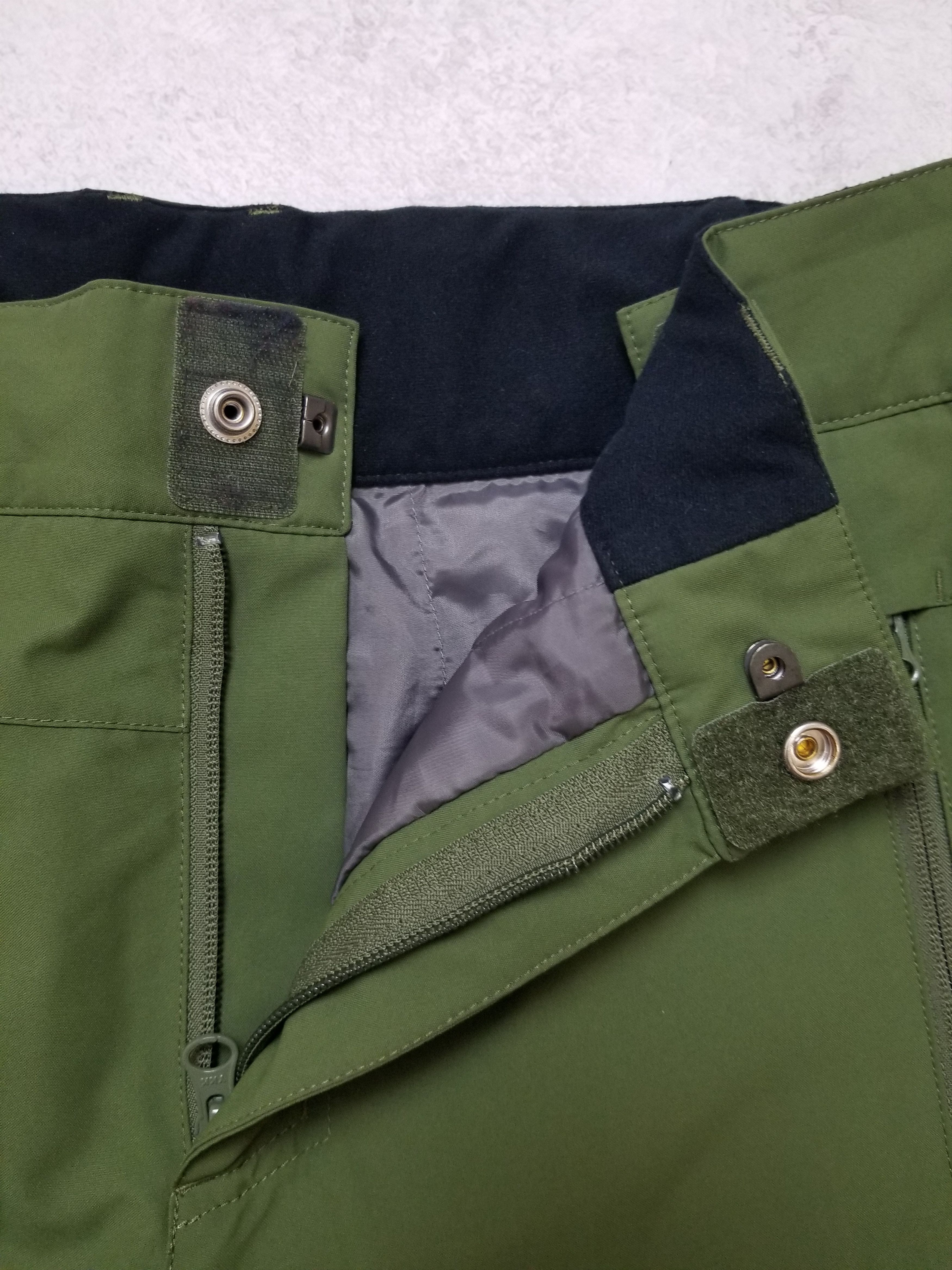 Rip Curl Rip Curl Ski Pants Snowboard Trousers 10k Men's Size M Size US 32 / EU 48 - 13 Thumbnail