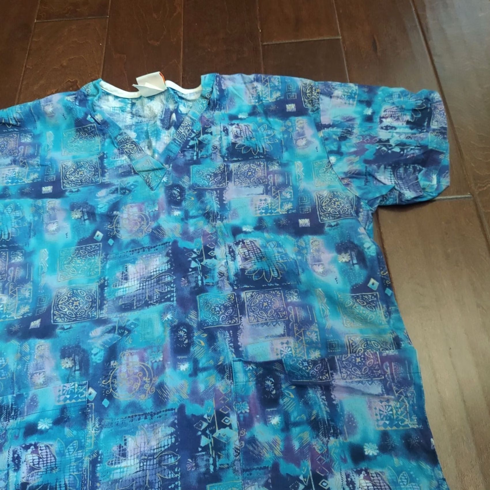 Vintage Peaches Women's Scrub Top Floral Print Blue with Pockets XS - Cotton - Medical - Mexico - B685 Size XS / US 0-2 / IT 36-38 - 5 Thumbnail