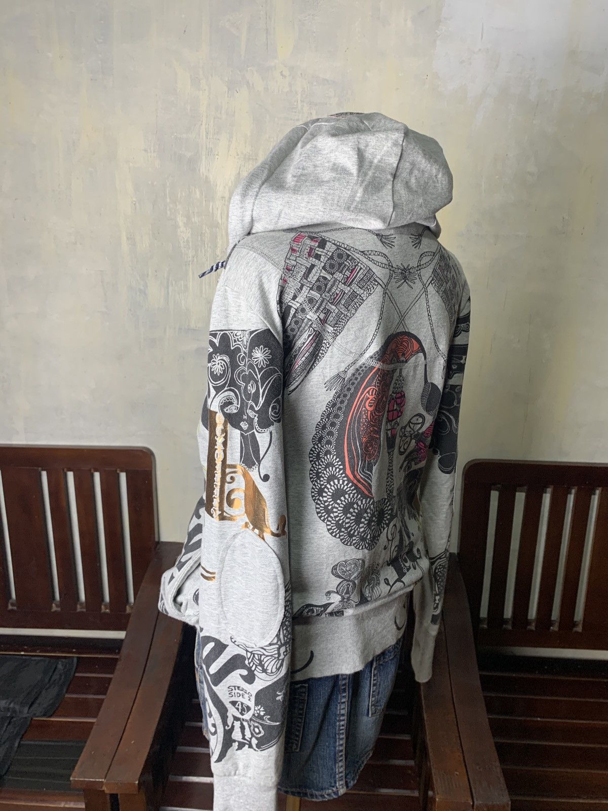 Oilily y2k Oilily Netherlands Art Over Print Graphic Zip up Hoodie Size XL / US 12-14 / IT 48-50 - 3 Thumbnail