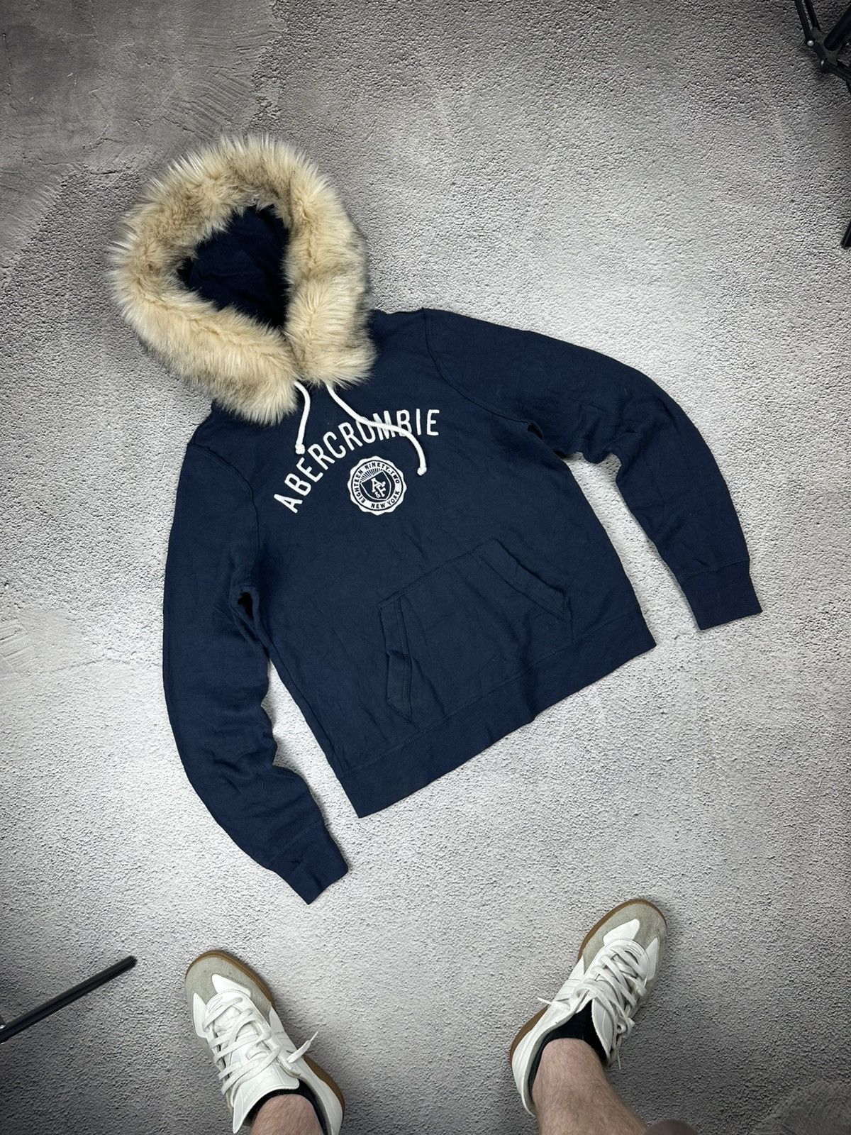 Abercrombie & Fitch Vintage Abercrombie Fitch Fur Fuzzy Hoodie Y2K Faded LGB Size M / US 6-8 / IT 42-44 - 1 Thumbnail