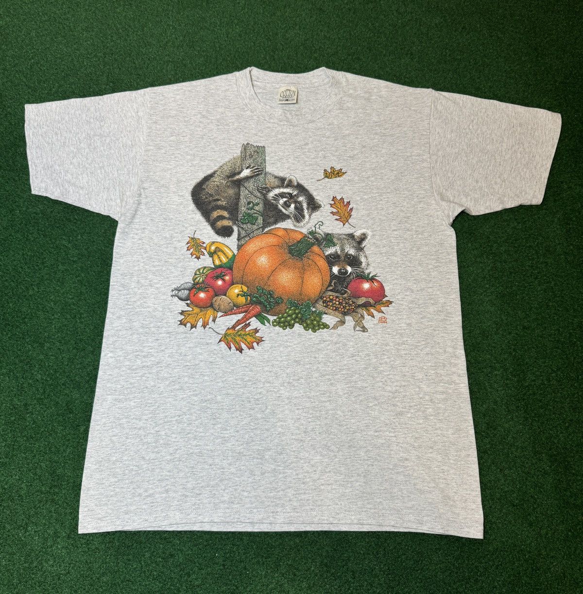 Cotton Traders × Vintage Vintage 90s Cotton Traders Racoons Trash Panda Fall T Shirt Size US L / EU 52-54 / 3 - 1 Thumbnail