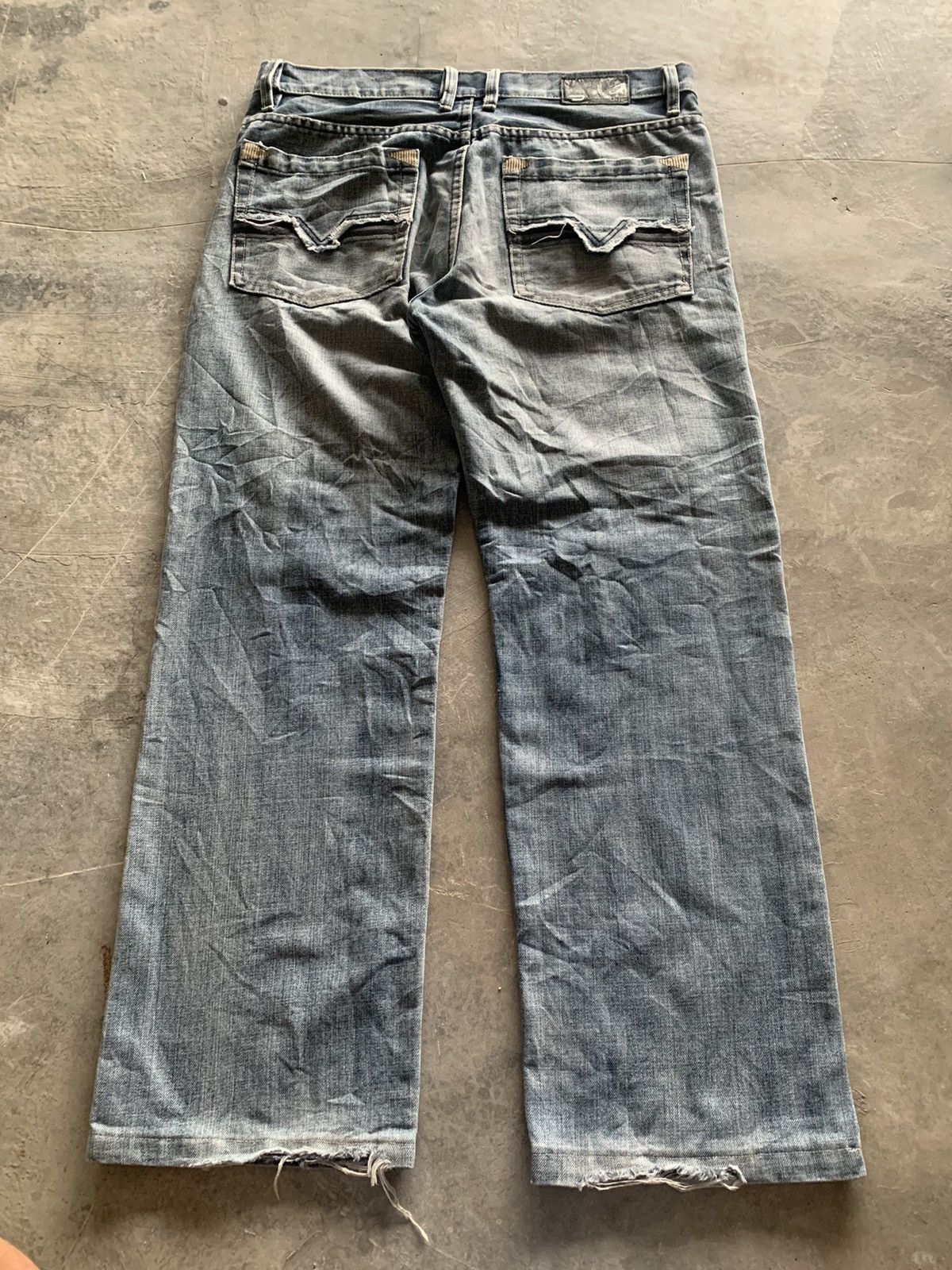 Diesel distressed diesel jeans straight loose d rise style Size US 37 - 13 Thumbnail