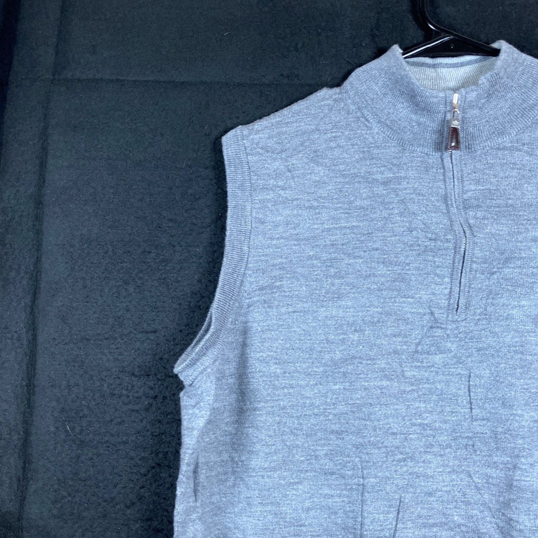 Peter Millar Peter Millar Mens Vest Gale Gray 1/4 Zip Sleeveless Silk Wool Blend L Vest Womens Mens? Size US L / EU 52-54 / 3 - 4 Thumbnail