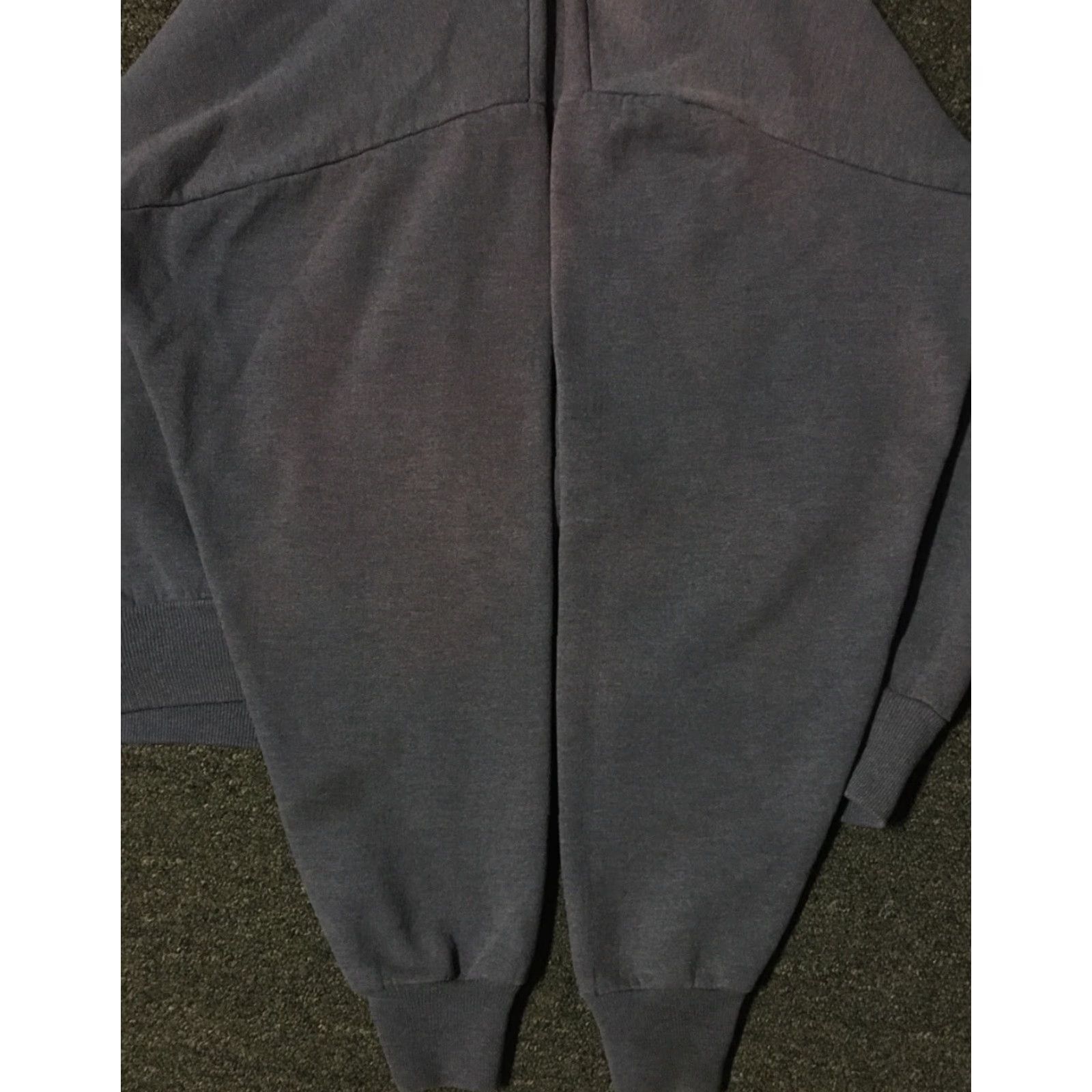 Jerzees Vtg 90s Jerzees Faded Distressed Sweatshirt Purple XL Hoodie Men Grunge Trucker Punk Biker Surf Skate 90s Size US XL / EU 56 / 4 - 5 Thumbnail