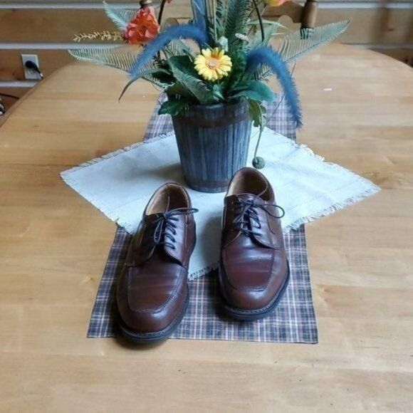 Stafford Stafford Sz 10.5M Brown Tie Dress Shoes Size US 10.5 / EU 43-44 - 1 Thumbnail