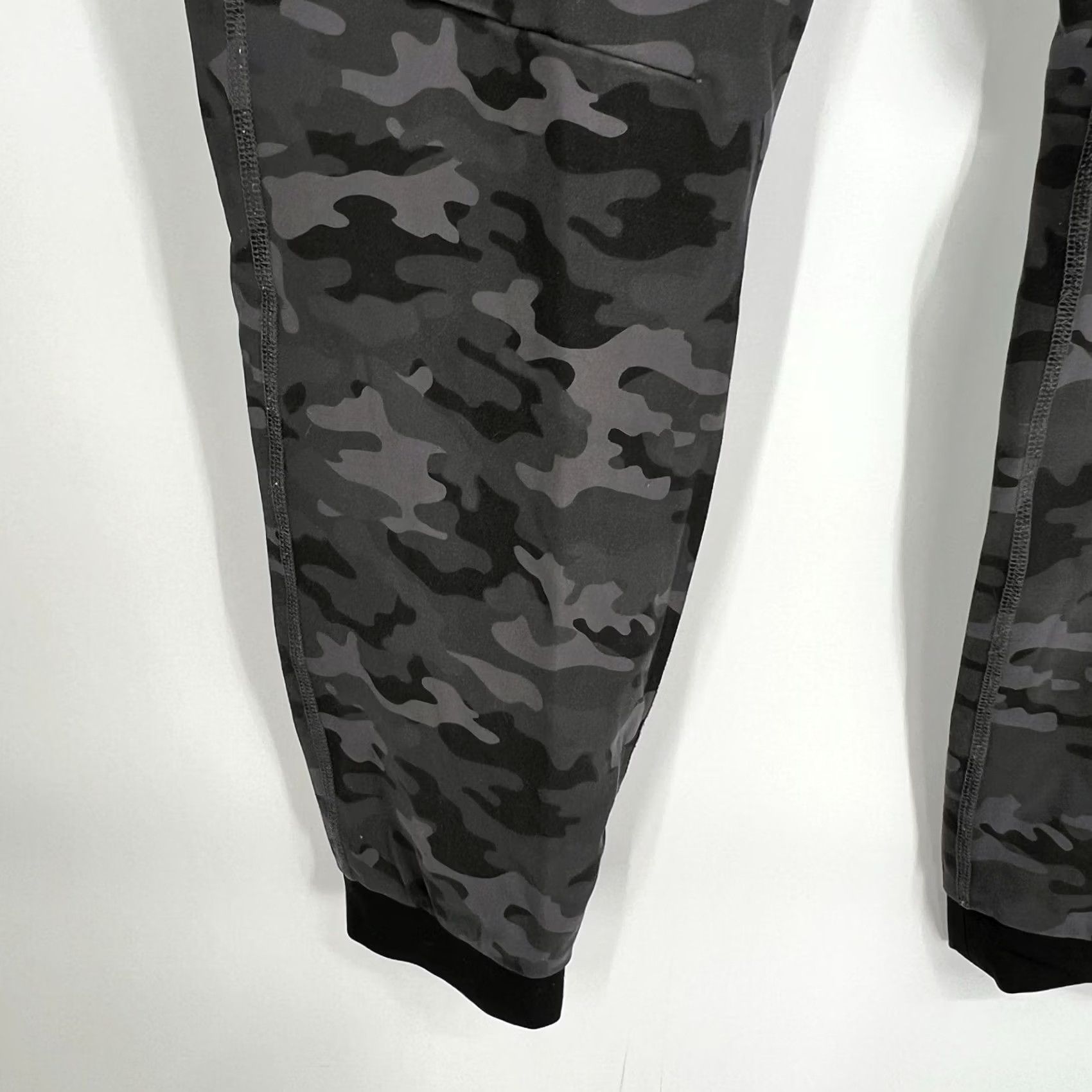 Asics Bylt Basics Elite+ Joggers Black Camo XXL Jogger Mens Athletic Activewear Tapered Pocketed Stretch Camouflage 2XL Pants Baggy? Size US 39 - 5 Thumbnail