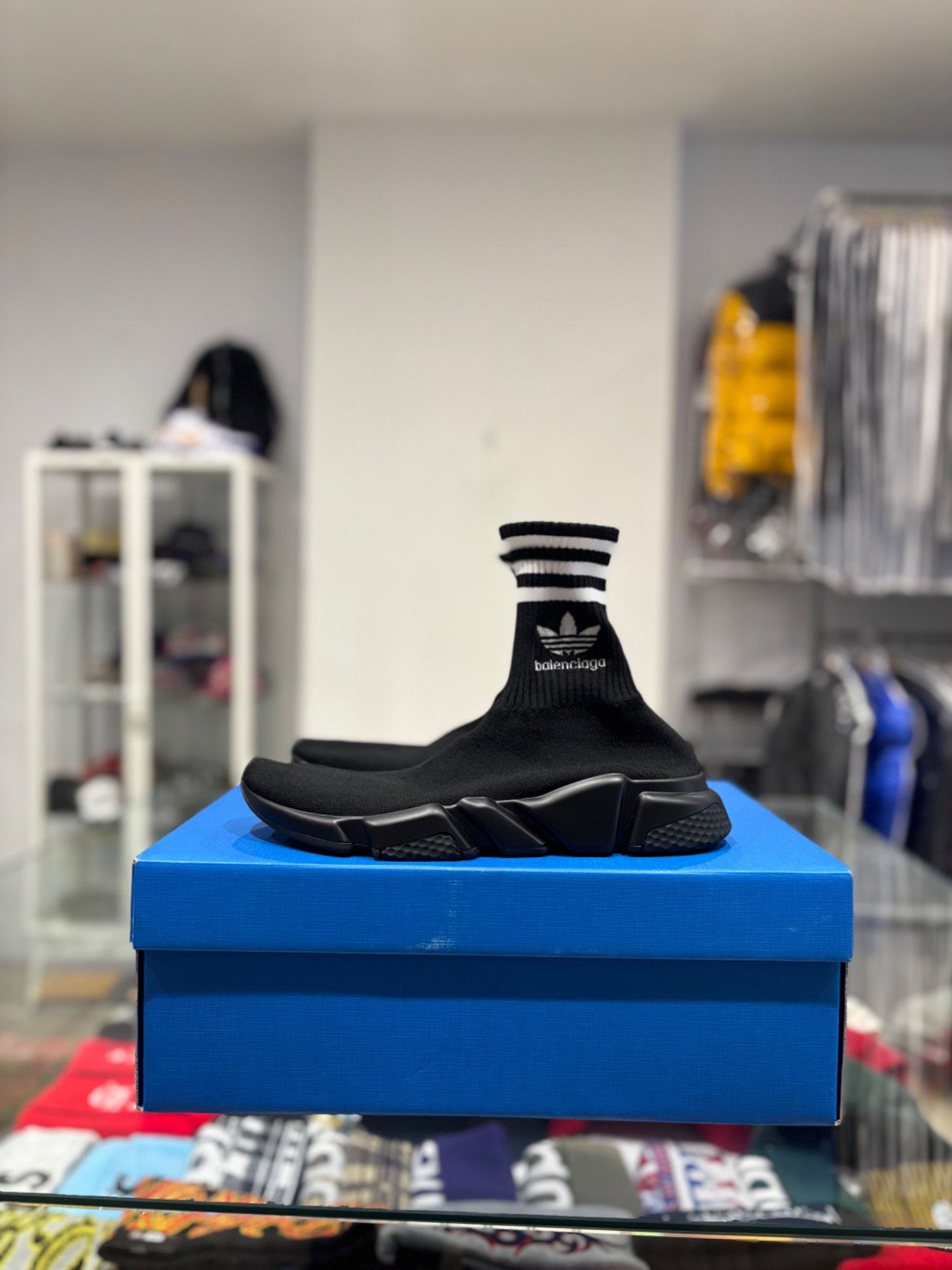 Adidas × Balenciaga Adidas x Balenciaga Speed Sneaker Black Size US 9 / EU 42 - 2 Thumbnail