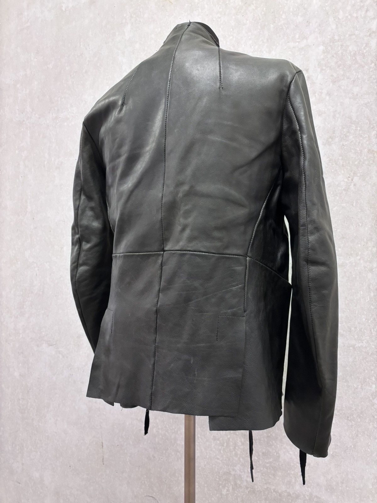Cedric Jacquemyn A/W 15-16 assymetric zipped jacket