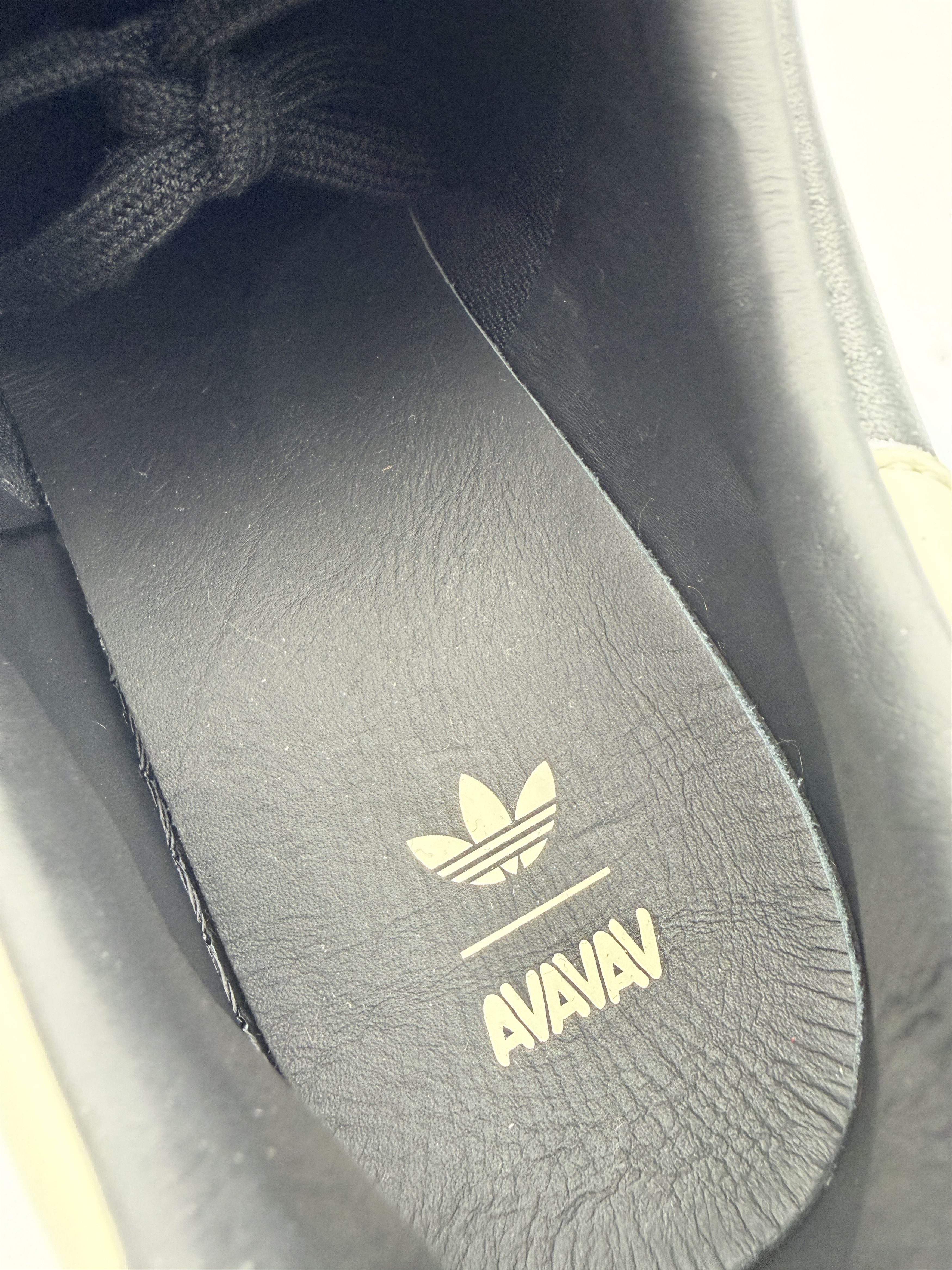 AVAVAV AVAVAV adidas Superfinger Superstar Black Size US 9.5 / EU 42-43 - 7 Thumbnail