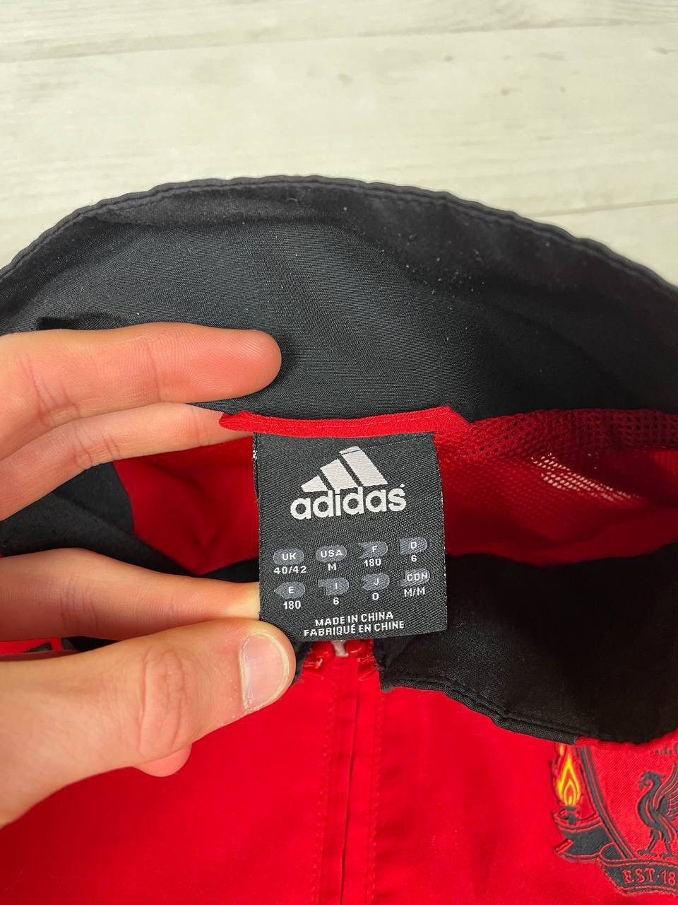 Adidas Adidas Liverpool 2010 2011 Training Track Top Soccer Jacket Size US M / EU 48-50 / 2 - 12 Thumbnail