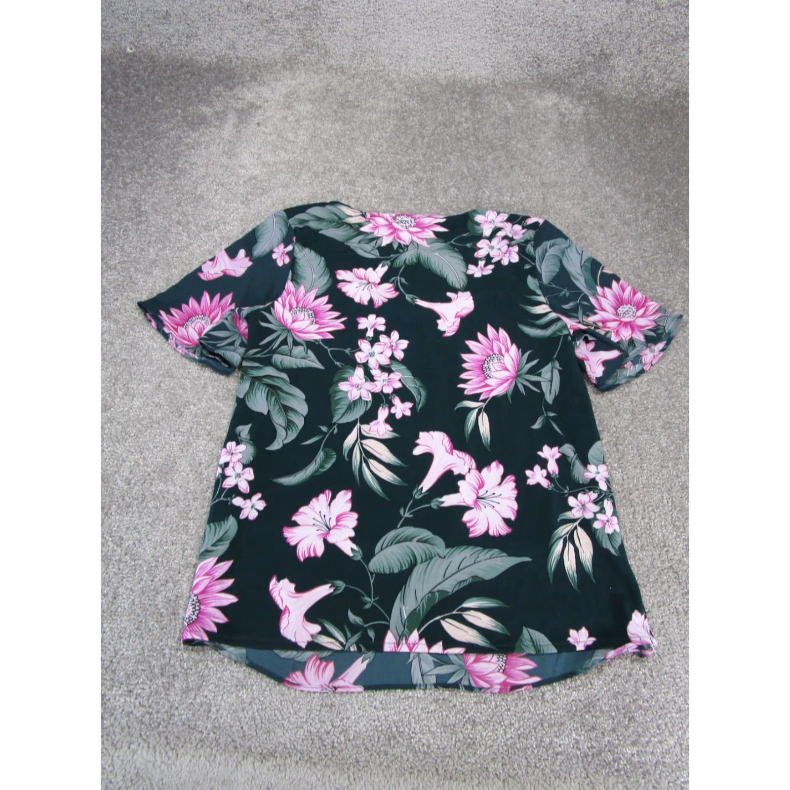 Ann Taylor Ann Taylor Shirt Womens M Blue Floral Blouse Short Sleeve NEW - Regular Fit, Round Neck, Polyester, Casual, Blouse, Women, Brand: Ann Taylor Size M / US 6-8 / IT 42-44 - 3 Thumbnail