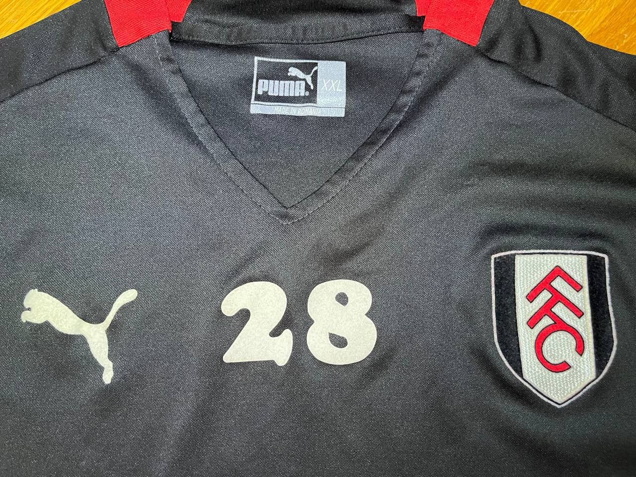 Puma Puma Fulham FC Zesh Rehman pre match soccer jersey Size US XXL / EU 58 / 5 - 3 Thumbnail