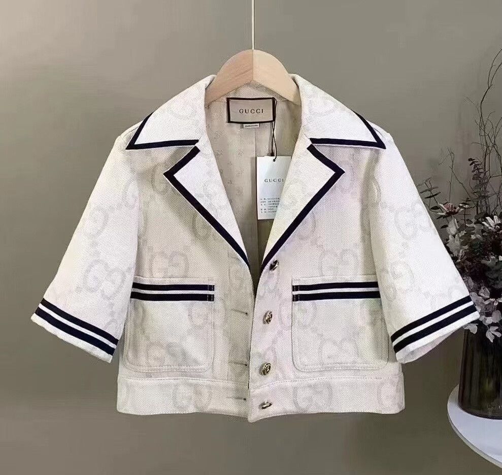 Gucci Gucci Logo Short Sleeve Jacket Outfit Size XS / US 0-2 / IT 36-38 - 1 Thumbnail