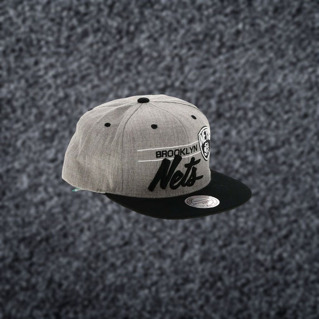 Mitchell & Ness VINTAGE Mitchell & Ness NBA Brooklyn Nets Snapback Trucker Hat Cap Script Gray/Black OS Adjustable Men 80s Cap Baseball Mens Hat Size ONE SIZE - 1 Thumbnail
