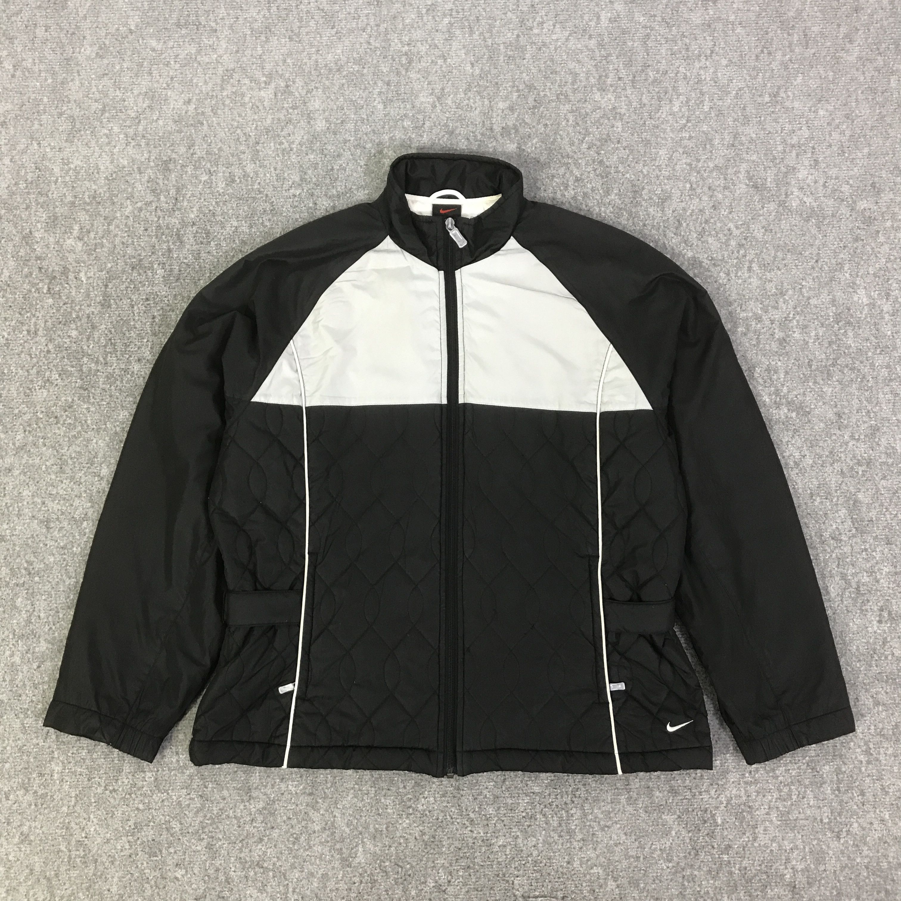 Nike NIKE DESIGN WOMAN JACKET K98B10 Size US L / EU 52-54 / 3 - 1 Thumbnail