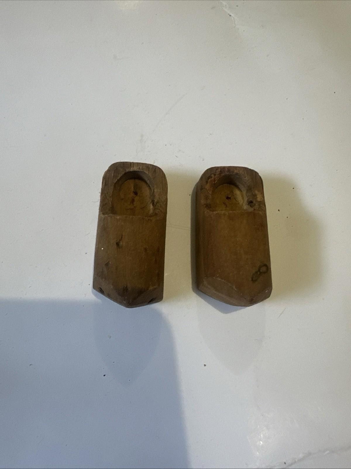 The Unbranded Brand VINTAGE MINIATURE DOLL WOODEN DUTCH? CLOG SHOES Size ONE SIZE - 5 Thumbnail