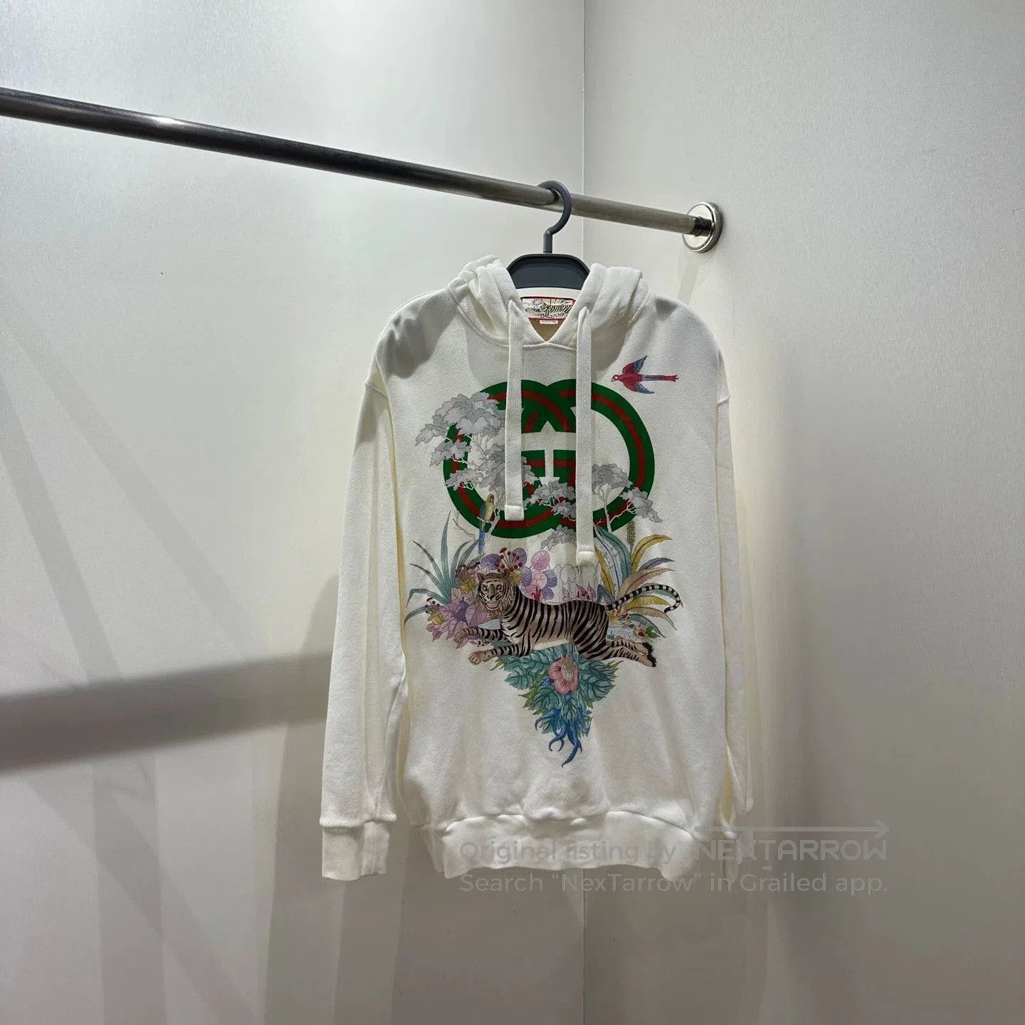 Gucci White Tiger & Floral Print Hoodie. Size US S / EU 44-46 / 1 - 1 Thumbnail