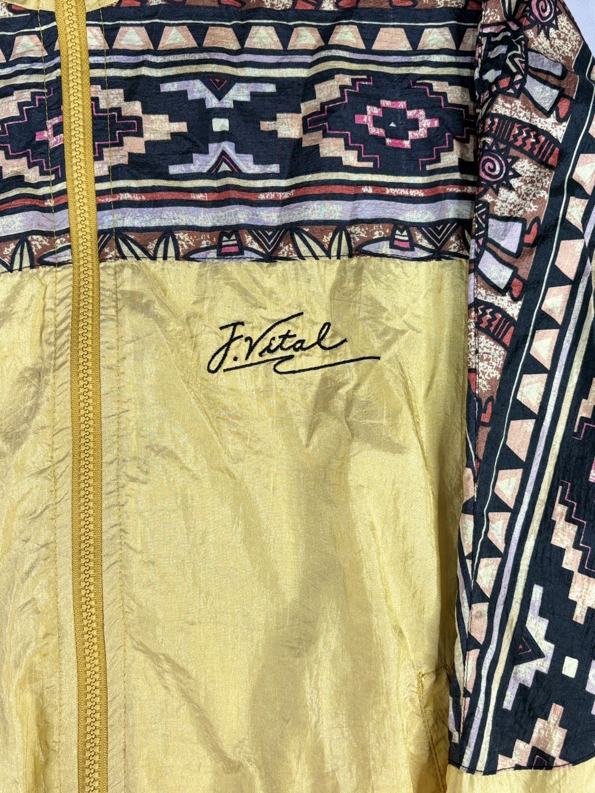 Vintage Vintage 90s Aztec style Windbreaker | $45 Size US M / EU 48-50 / 2 - 3 Thumbnail