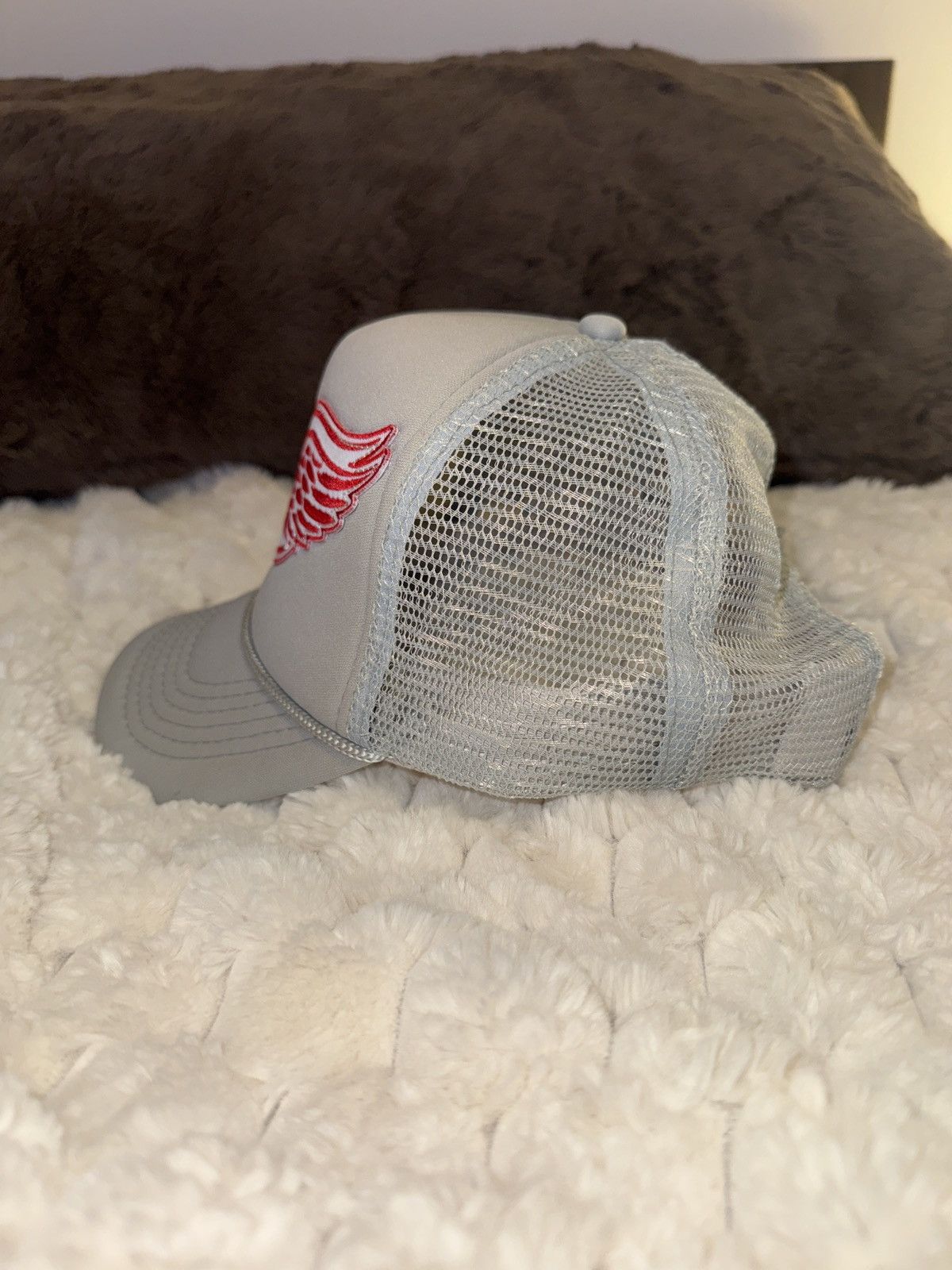 Corteiz Corteiz Alcatraz Wings Gray Trucker Hat Size ONE SIZE - 4 Thumbnail