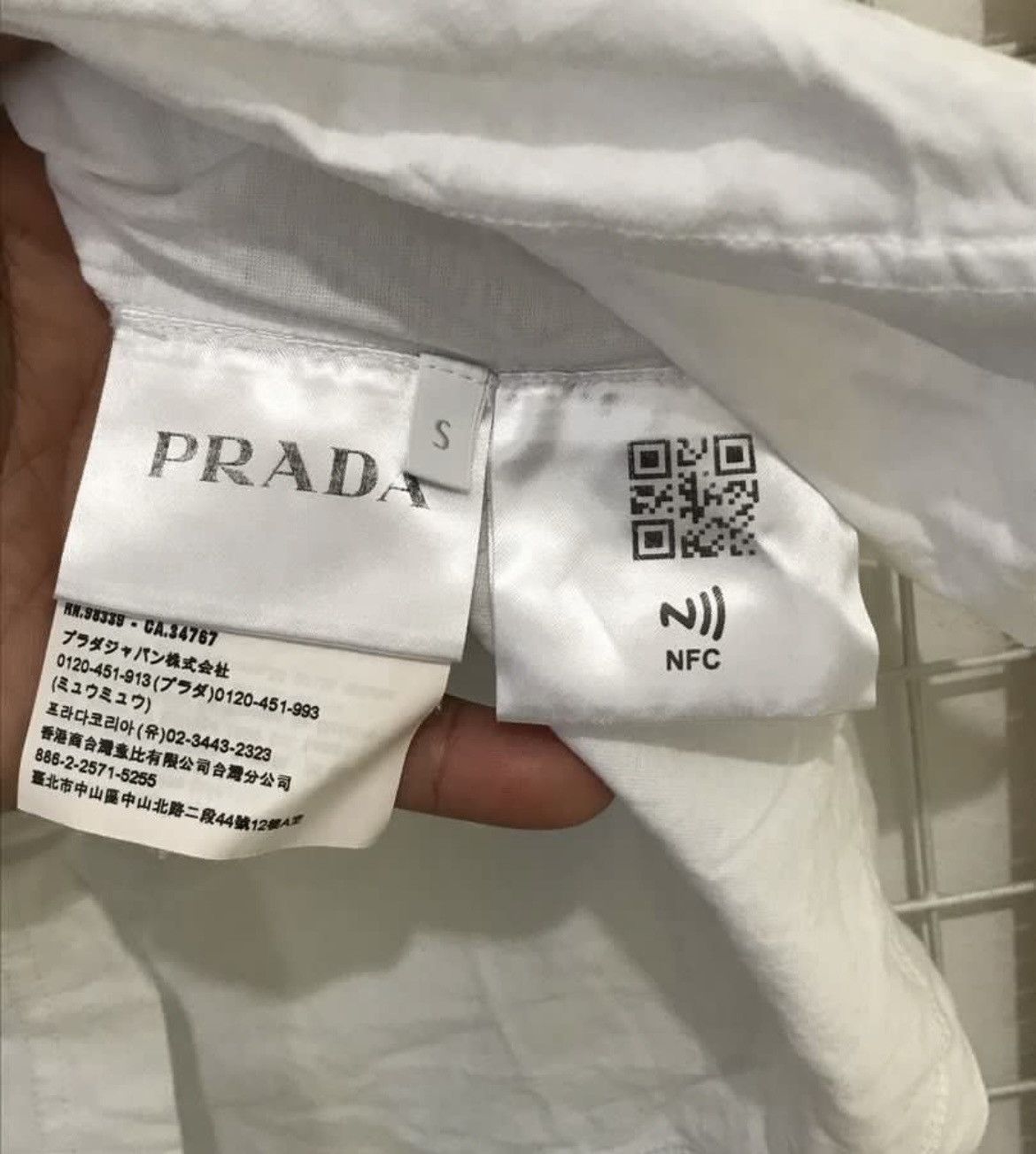 Prada Prada Milano Tshirt Size US S / EU 44-46 / 1 - 3 Thumbnail