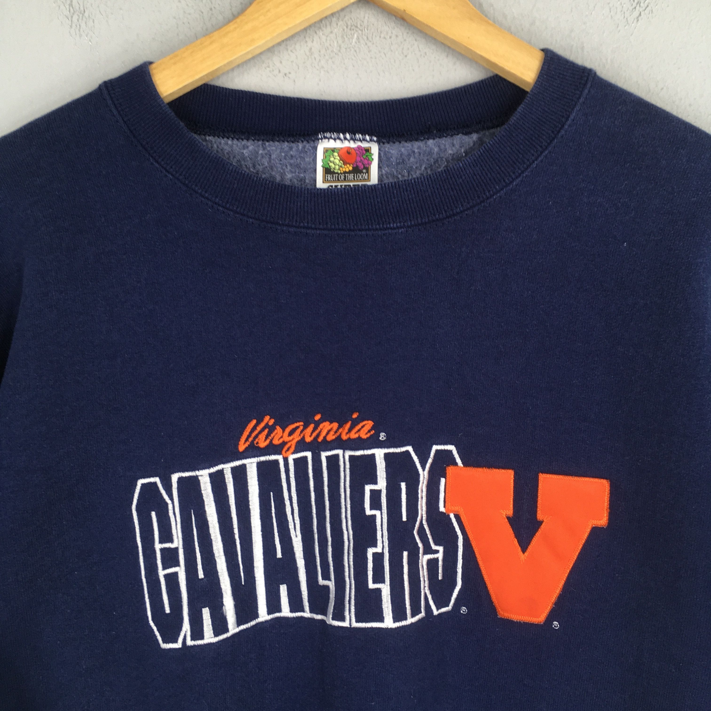 NCAA Vintage Virginia Cavaliers NCAA Sweatshirt 2XLarge Size US XXL / EU 58 / 5 - 2 Thumbnail