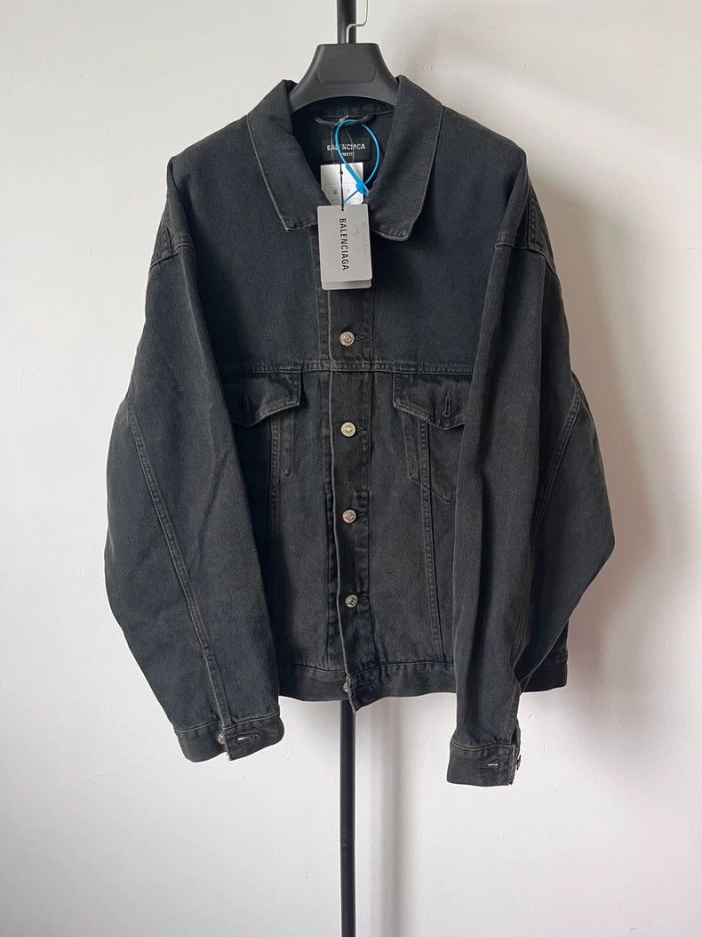 Balenciaga Balenciaga Solid Graffiti Single Breasted Lapel Long Sleev Size US XS / EU 42 / 0 - 2 Thumbnail
