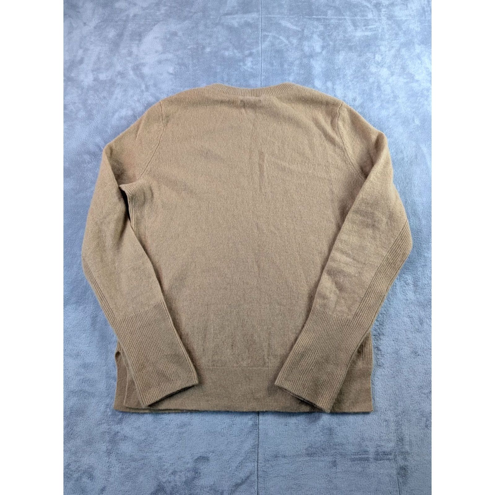 Vintage Halogen Sweater Shirt Beige 100% Cashmere Crew Neck Long Sleeve M Womens Vintage No Size M / US 6-8 / IT 42-44 - 3 Thumbnail