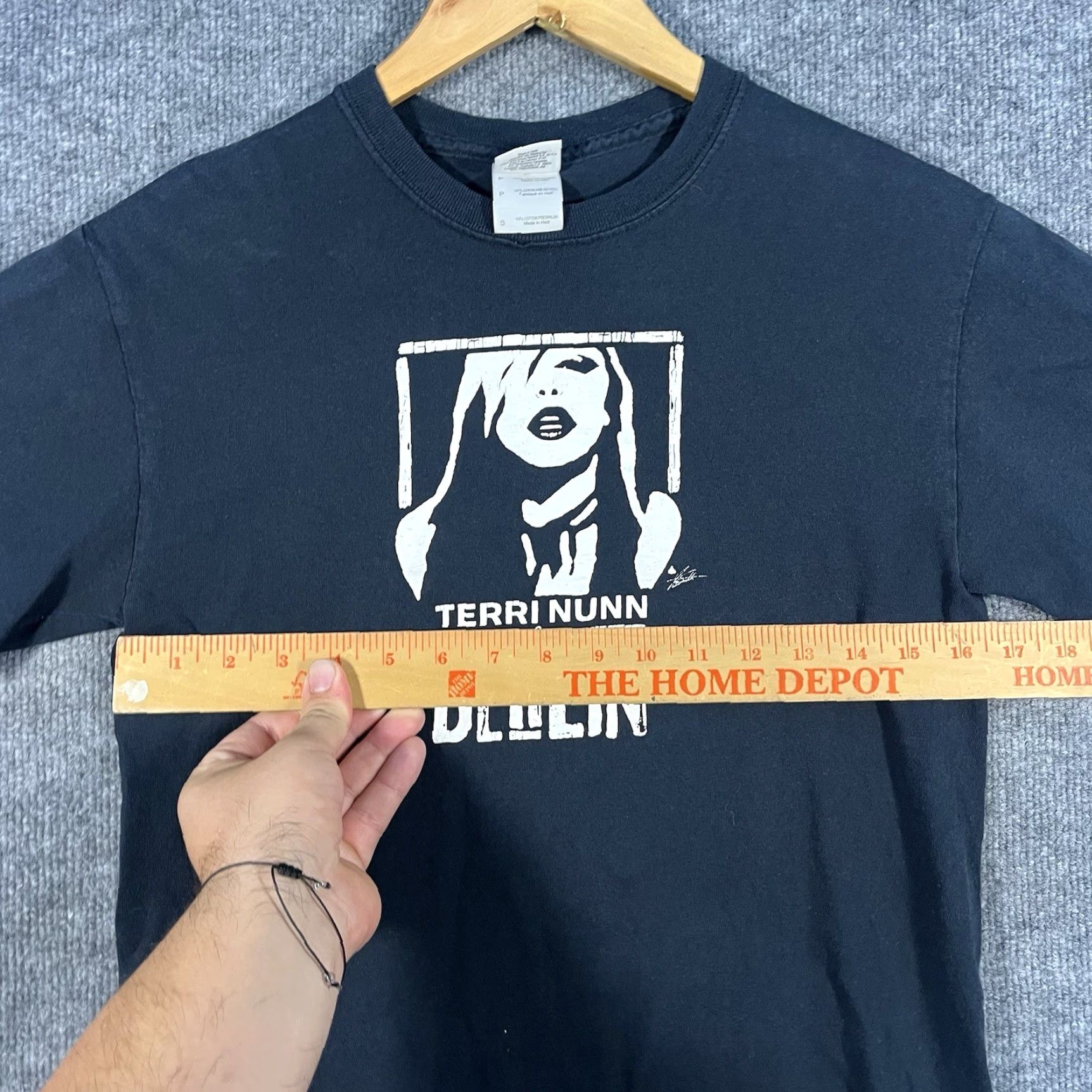 Anvil VINTAGE Berlin Terri Nunn Band T-Shirt Black Adult Small New Wave 80s Synth Pop Mens Short Sleeve Crew Neck Cotton Anvil Regular Size US S / EU 44-46 / 1 - 4 Thumbnail