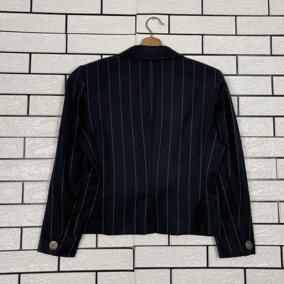 Japanese Brand 📌Cropped Striped Design Button Jacket Karl Kani Size US M / EU 48-50 / 2 - 9 Thumbnail