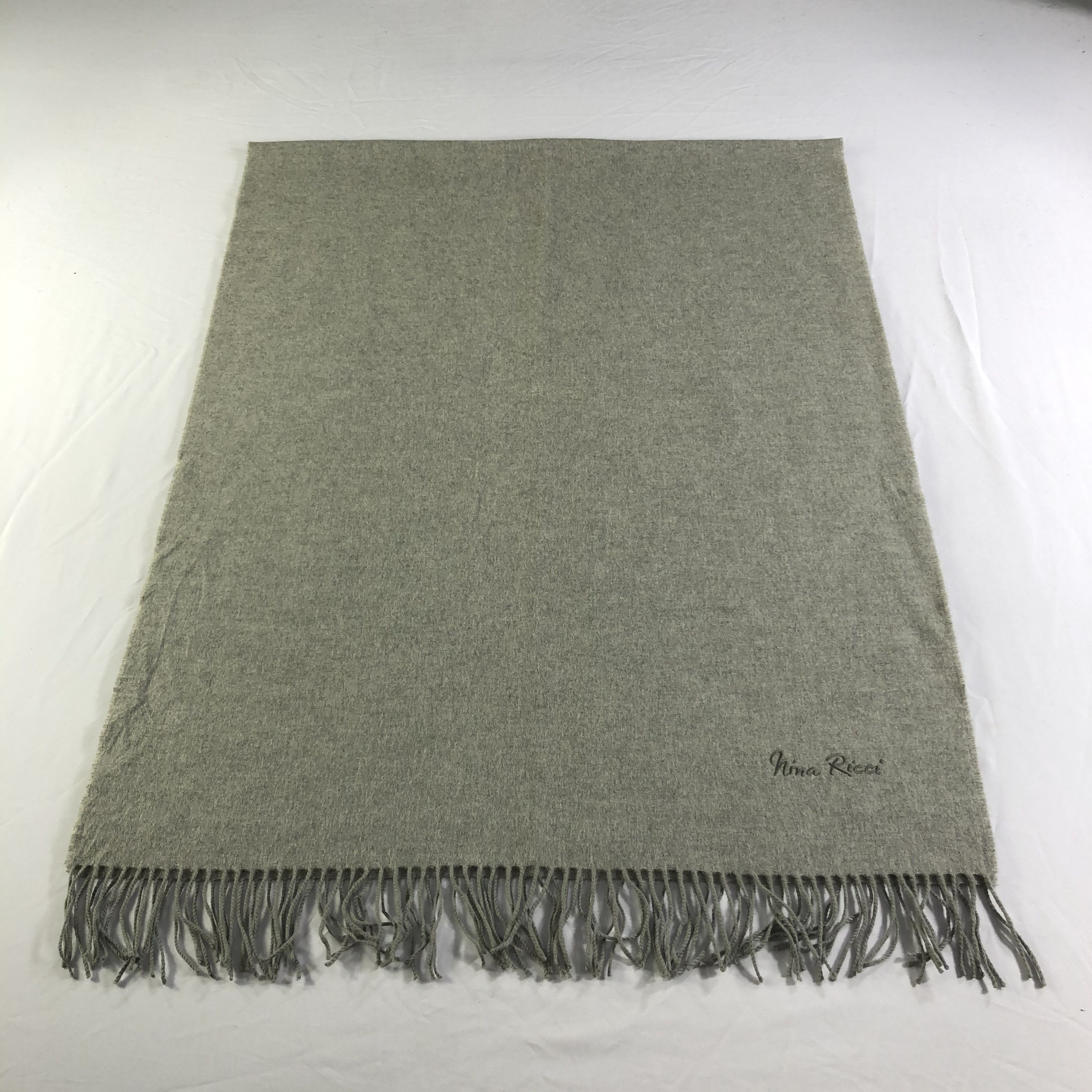 Nina Ricci Nina Ricci Plain Wool Scarf Muffler Neckwear V2322 Size ONE SIZE - 2 Thumbnail