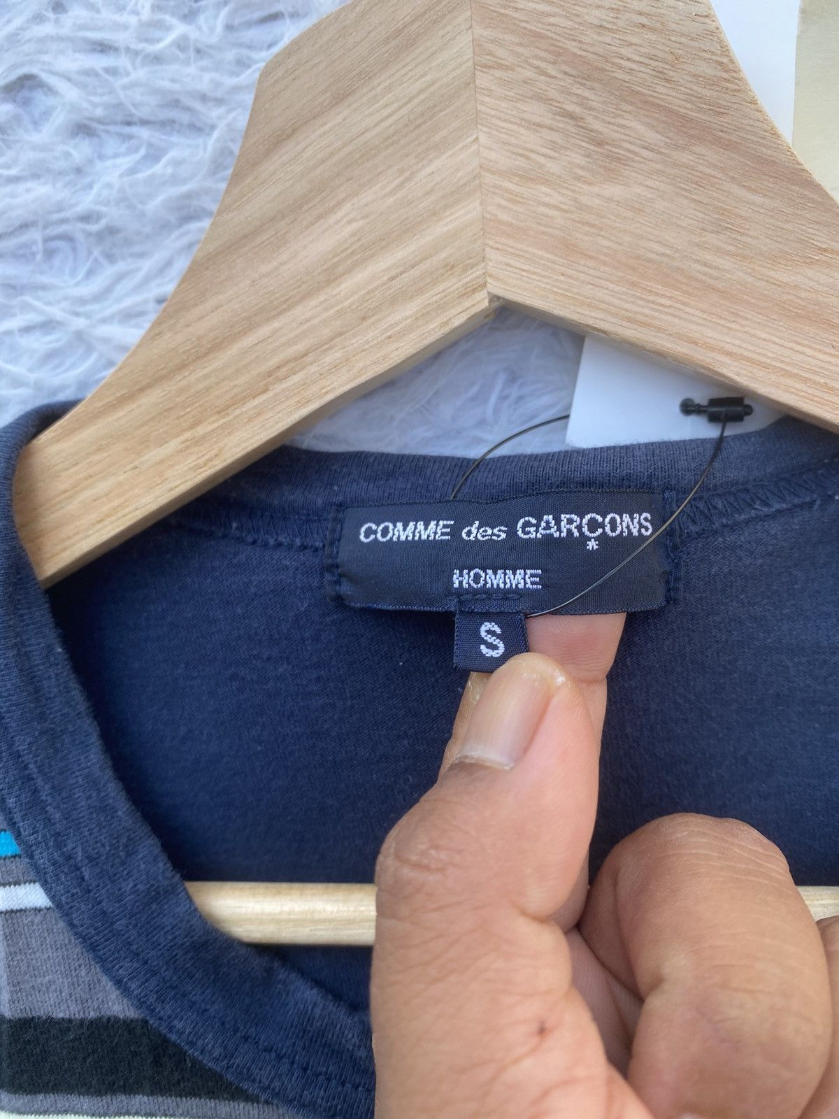 Comme des Garcons Homme Rare AD2009 Comme Des Garcons Homme Stripes Tshirt Size US S / EU 44-46 / 1 - 8 Thumbnail