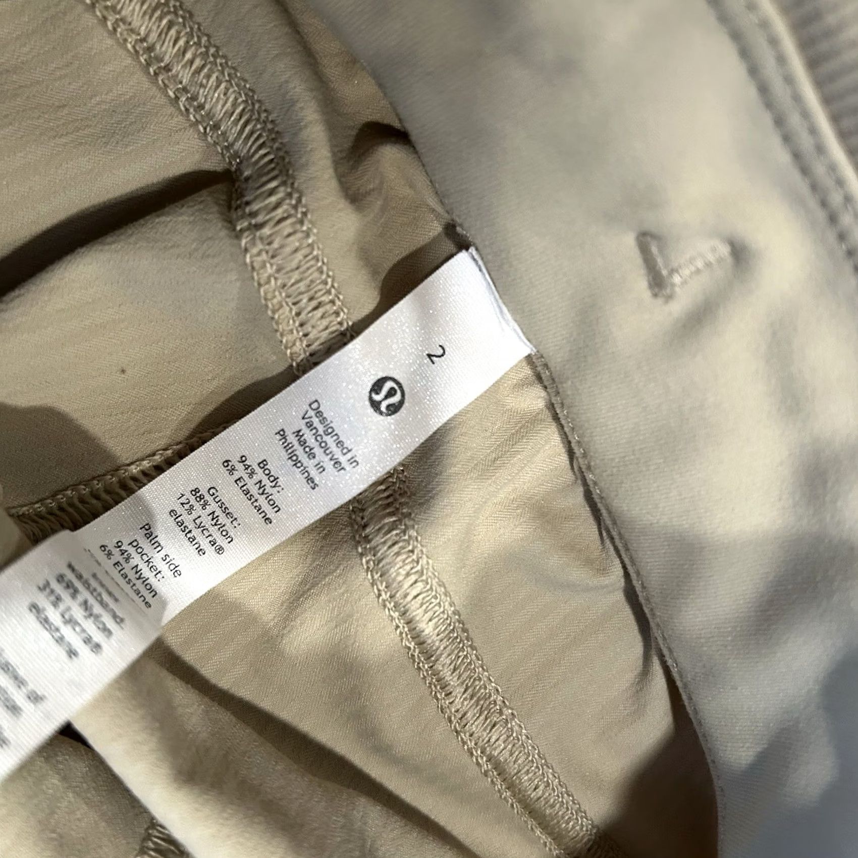 Lululemon Lululemon Beyond the Studio Jogger Tan Women’s 2 *Flaw Size 26" / US 2 / IT 38 - 6 Thumbnail