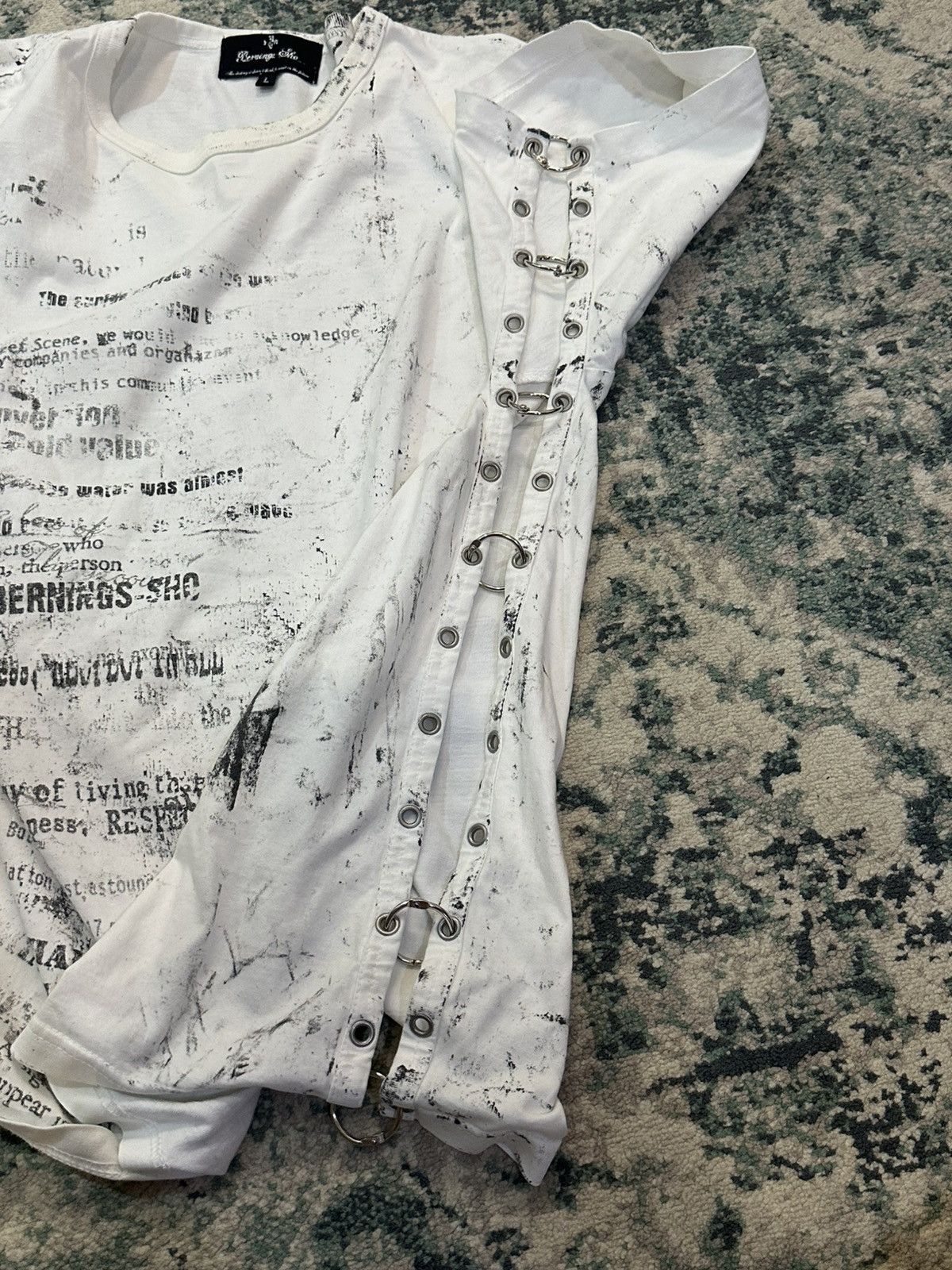 Seditionaries Vintage Bernings Sho Poem Studded/Ring T-Shirt Size US M / EU 48-50 / 2 - 10 Thumbnail