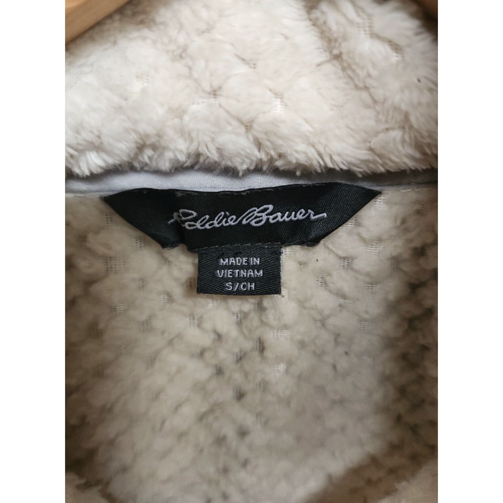 Eddie Bauer VINTAGE Eddie Bauer Womens White Fleece Pullover Sweater 1/4 Button Up Size Small Size S / US 4 / IT 40 - 3 Thumbnail