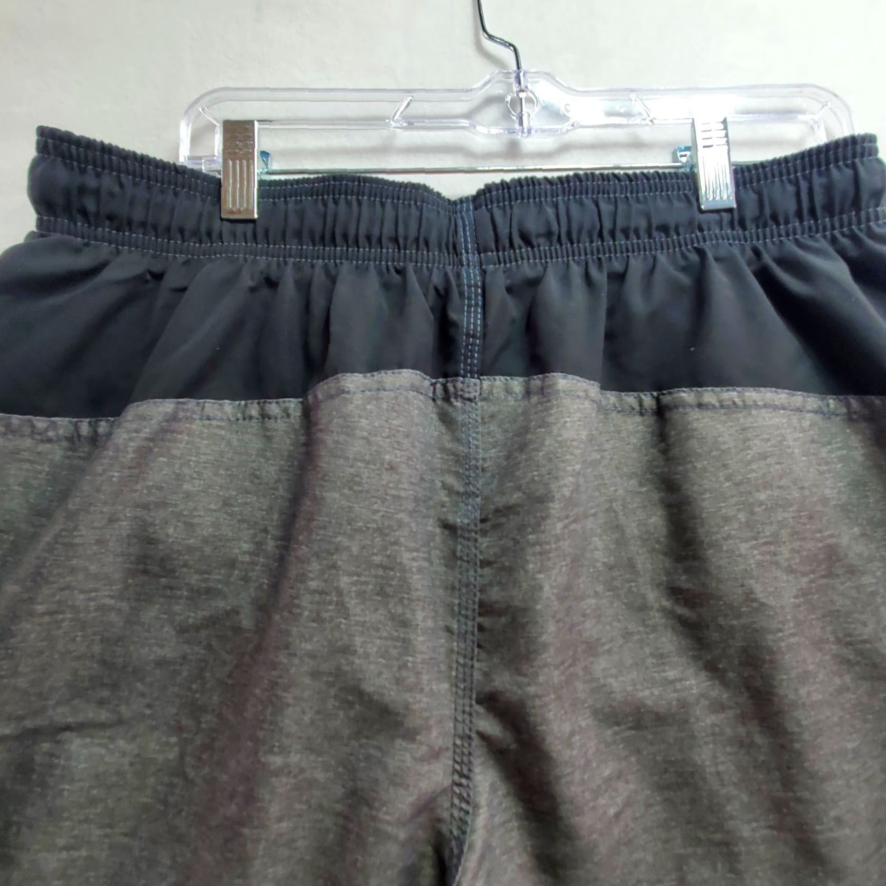 Speedo Speedo Swim Trunks Men's Large Gray Black Polyester Beach Surfing Quick Dry Size US 33 - 7 Thumbnail